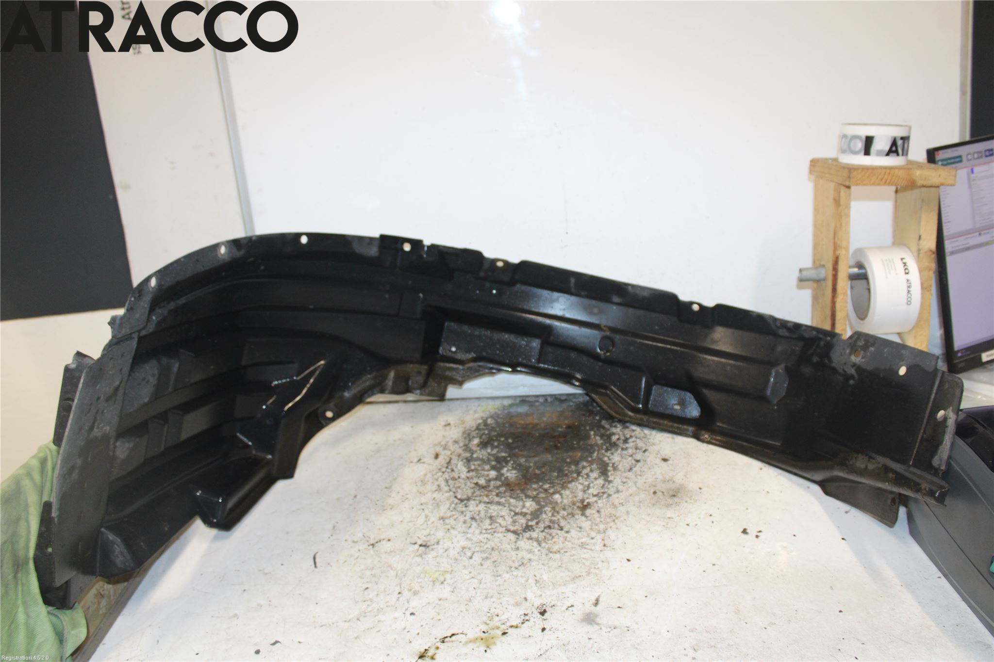 Mitsubishi OUTLANDER 13-21 Skärm Inner