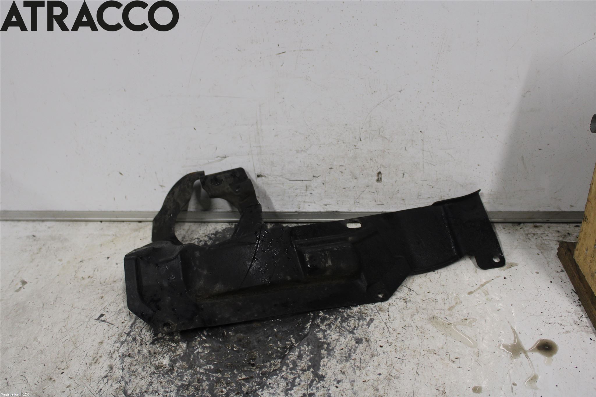 BMW 3 E90/91 SED/TOU 05-12 Deflektor Plåt-Plast Kylning