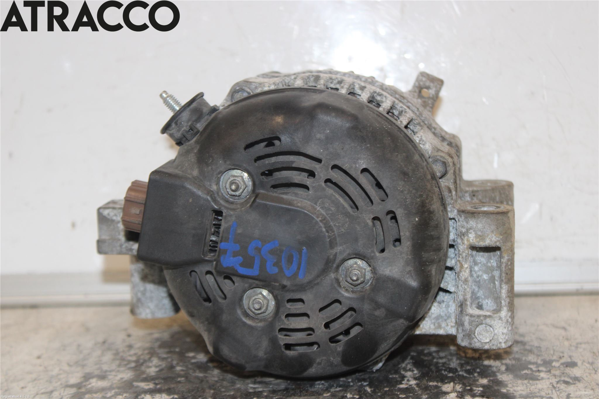 Toyota AVENSIS 09-15 Generator