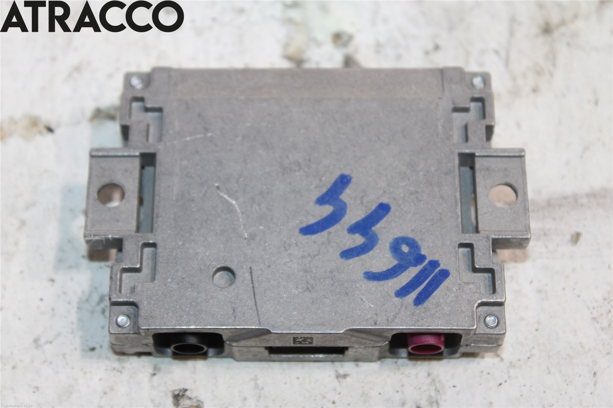Audi A4/S4 B9 16-19 Antennförstärkare