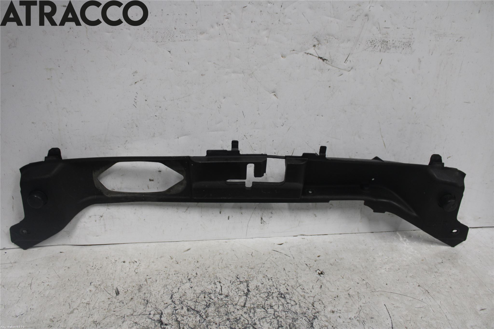 Volvo V50 08-12 Front Huvlåsplåt-Balk