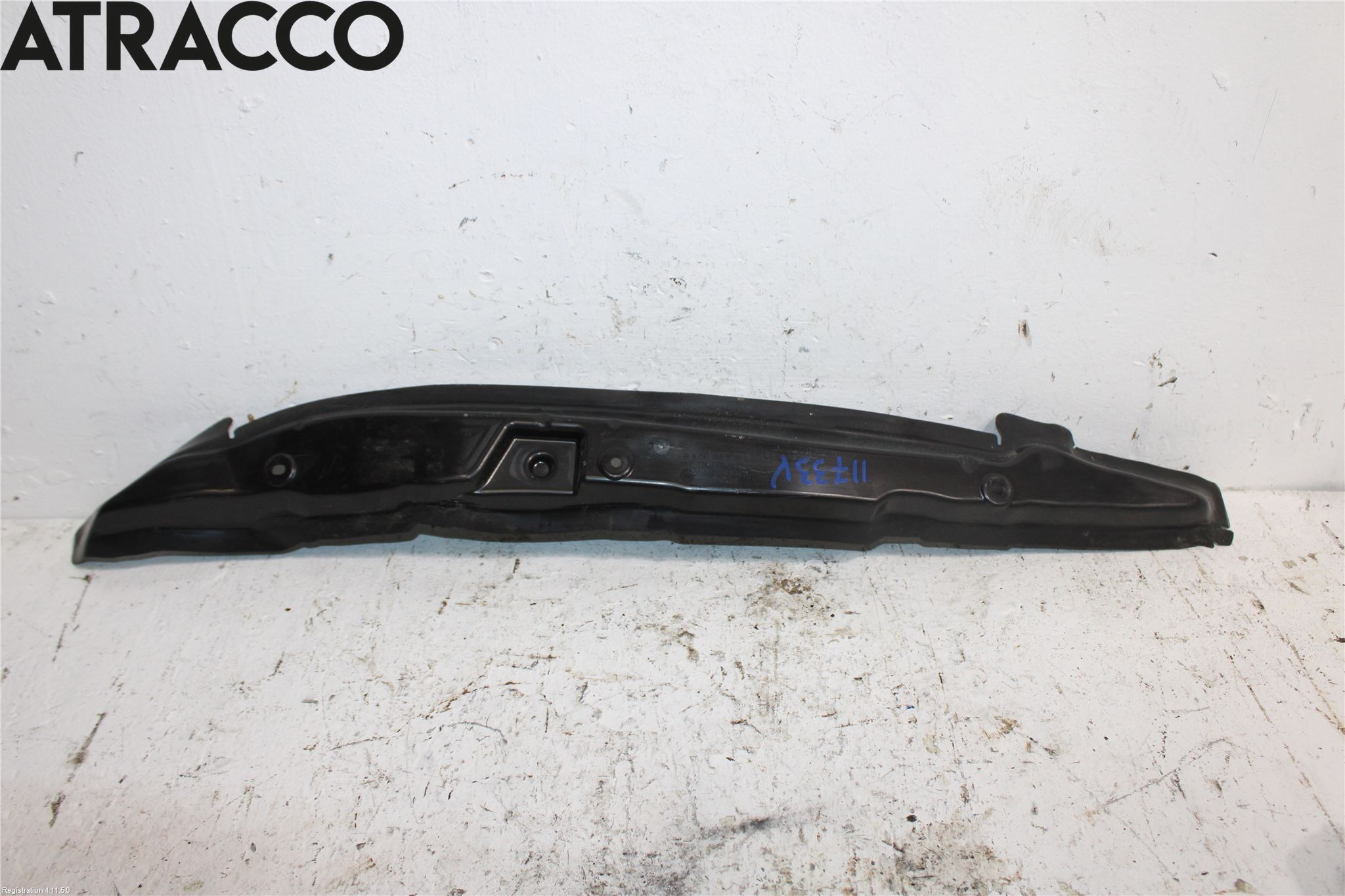Mercedes-Benz MB EQB (X243) 22- Skärm Inner