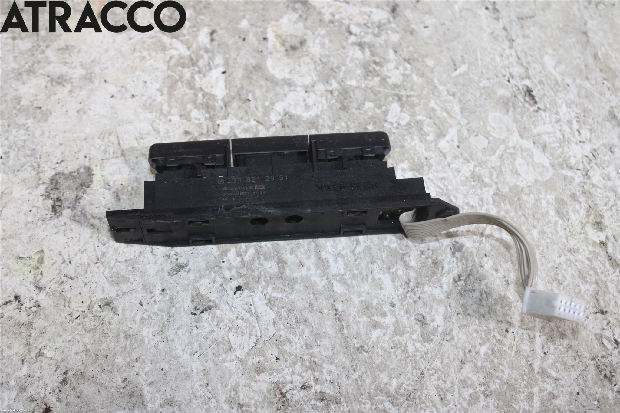 Mercedes-Benz MB SL-KLASS (R230) 00-11 Strömställare Övrigt