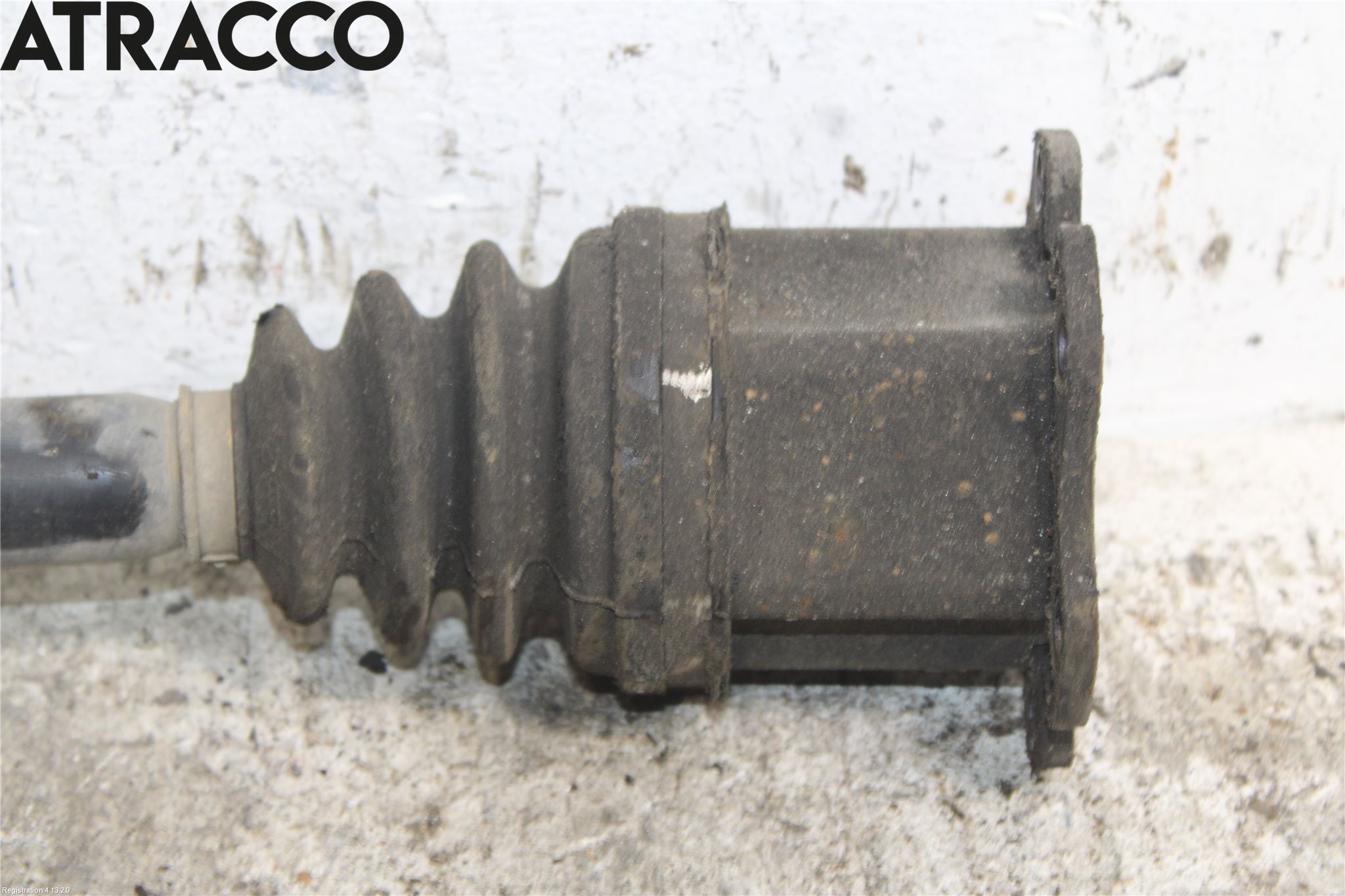 Audi A6/S6     05-11 Drivaxel Fram Höger