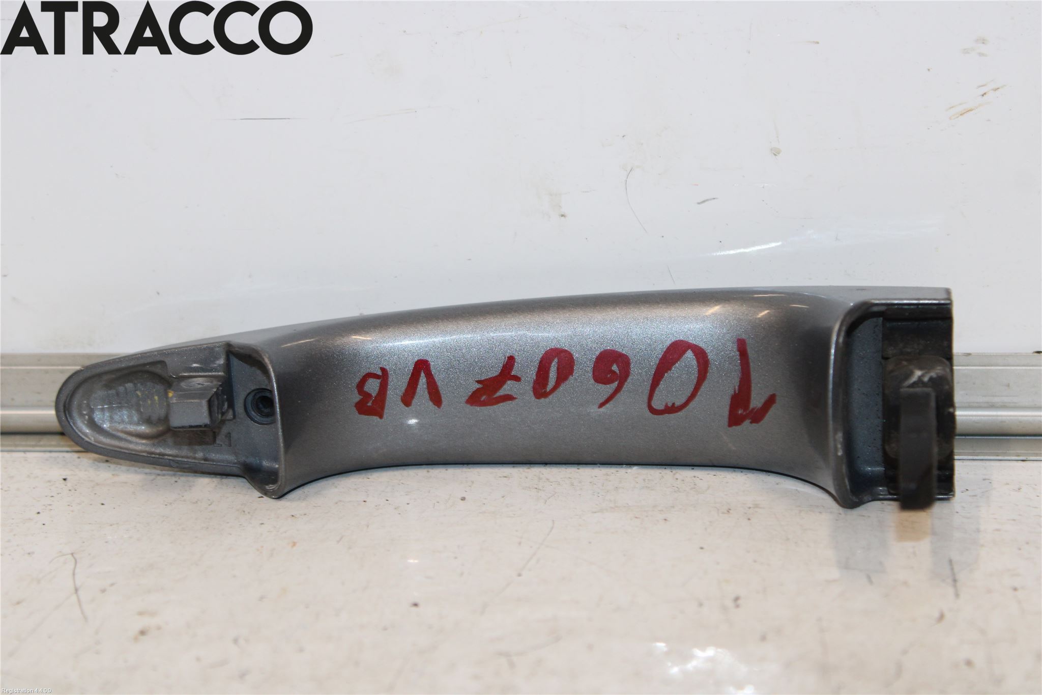 BMW 5 E60/61 Sed/Tou 02-10 Dörrhandtag Yttre Vä