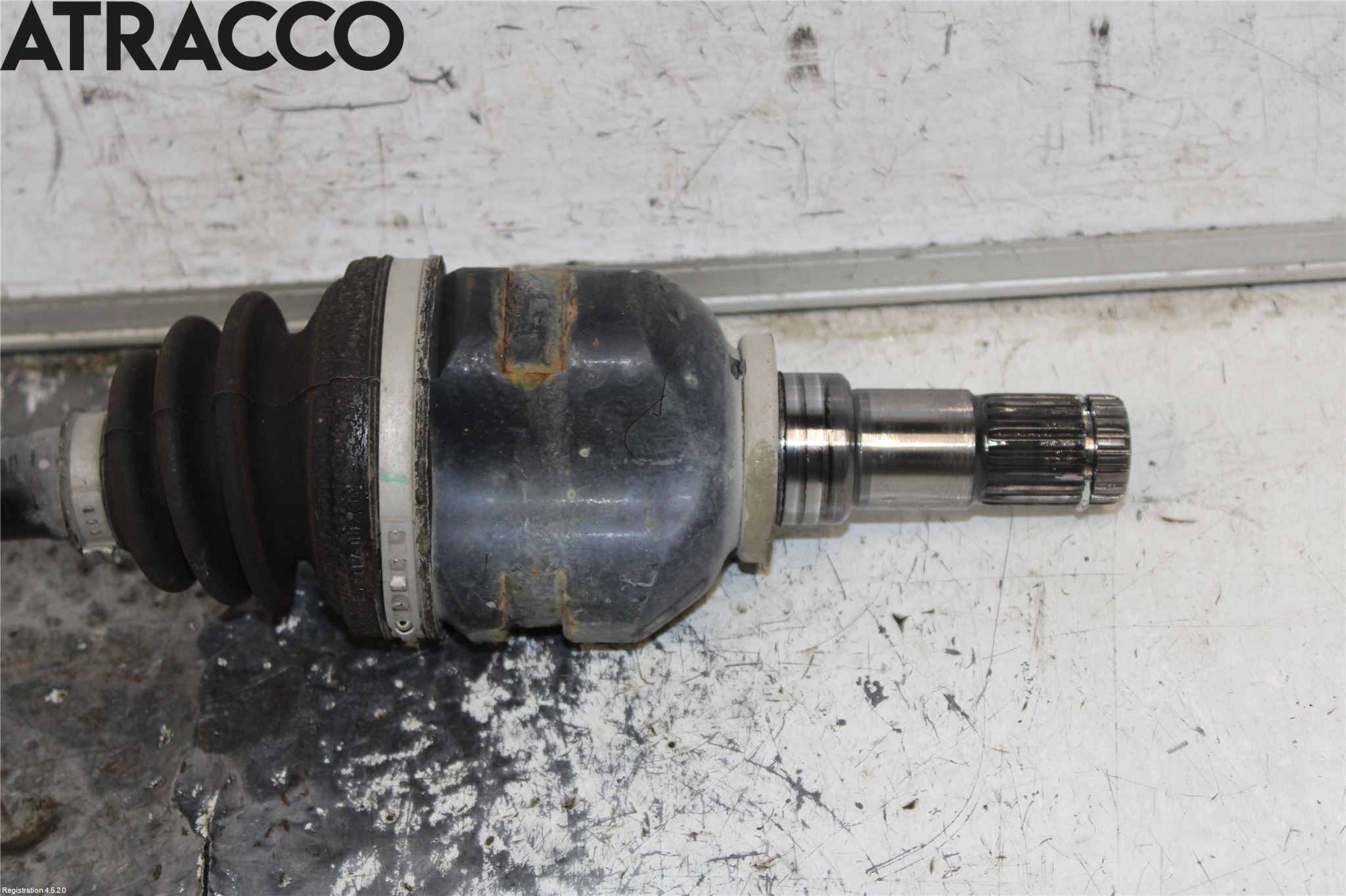 Toyota YARIS XP130 15-20 Drivaxel Fram Vänster