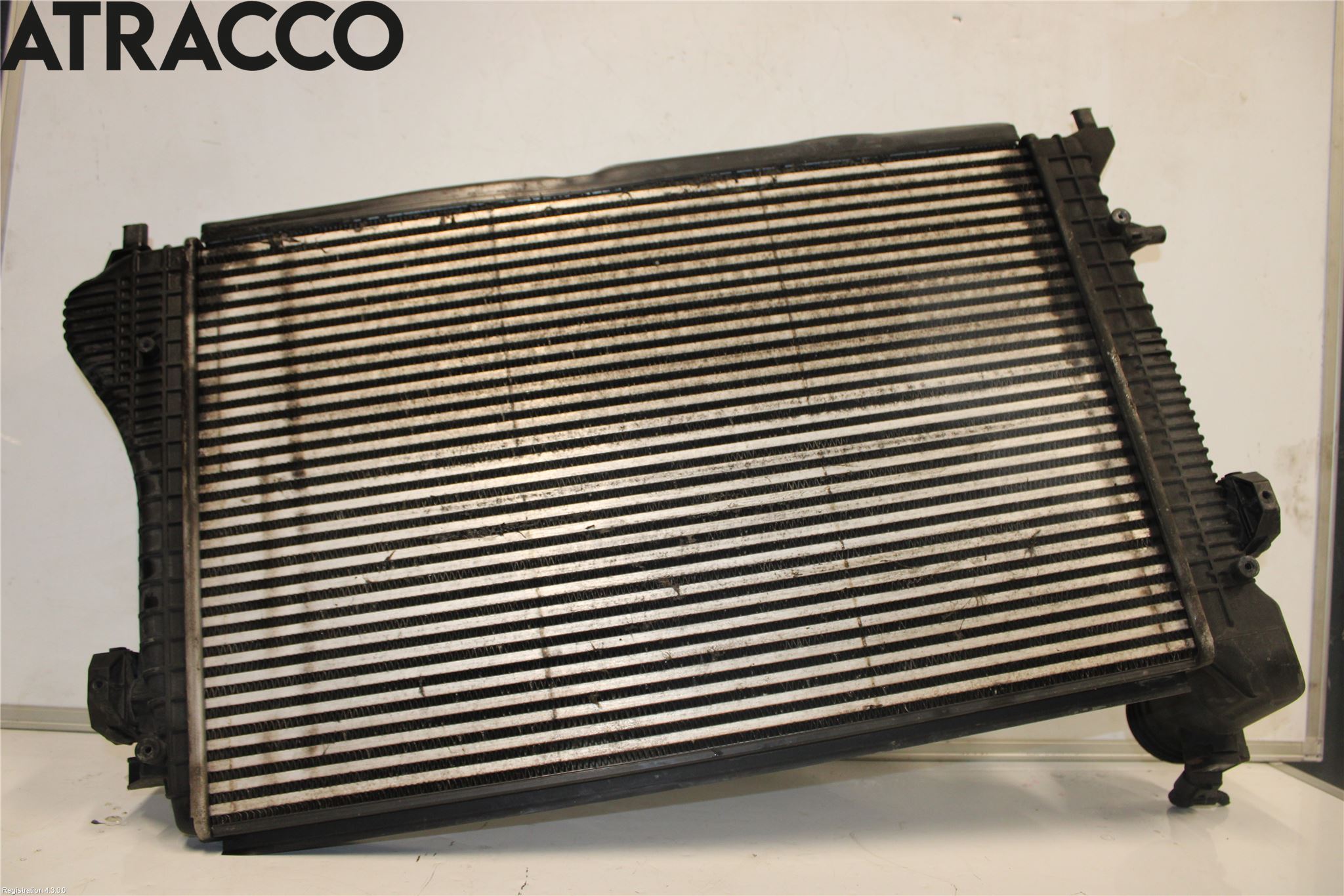 Volkswagen VW TOURAN 03-10 Kylare Aut