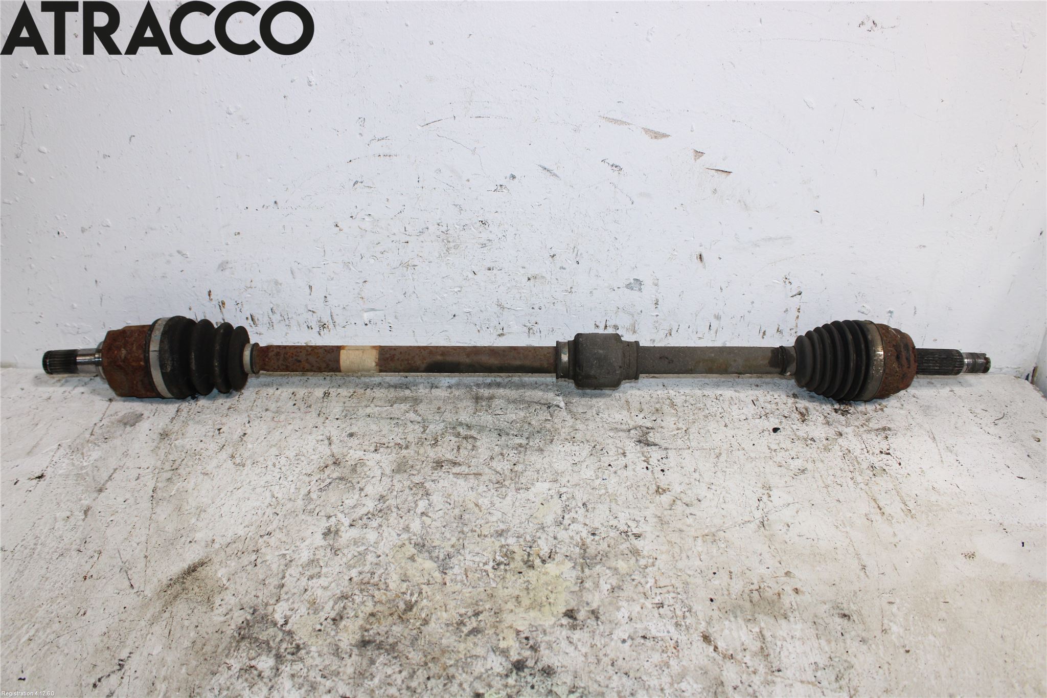 Hyundai ix20 Drivaxel Fram Vänster