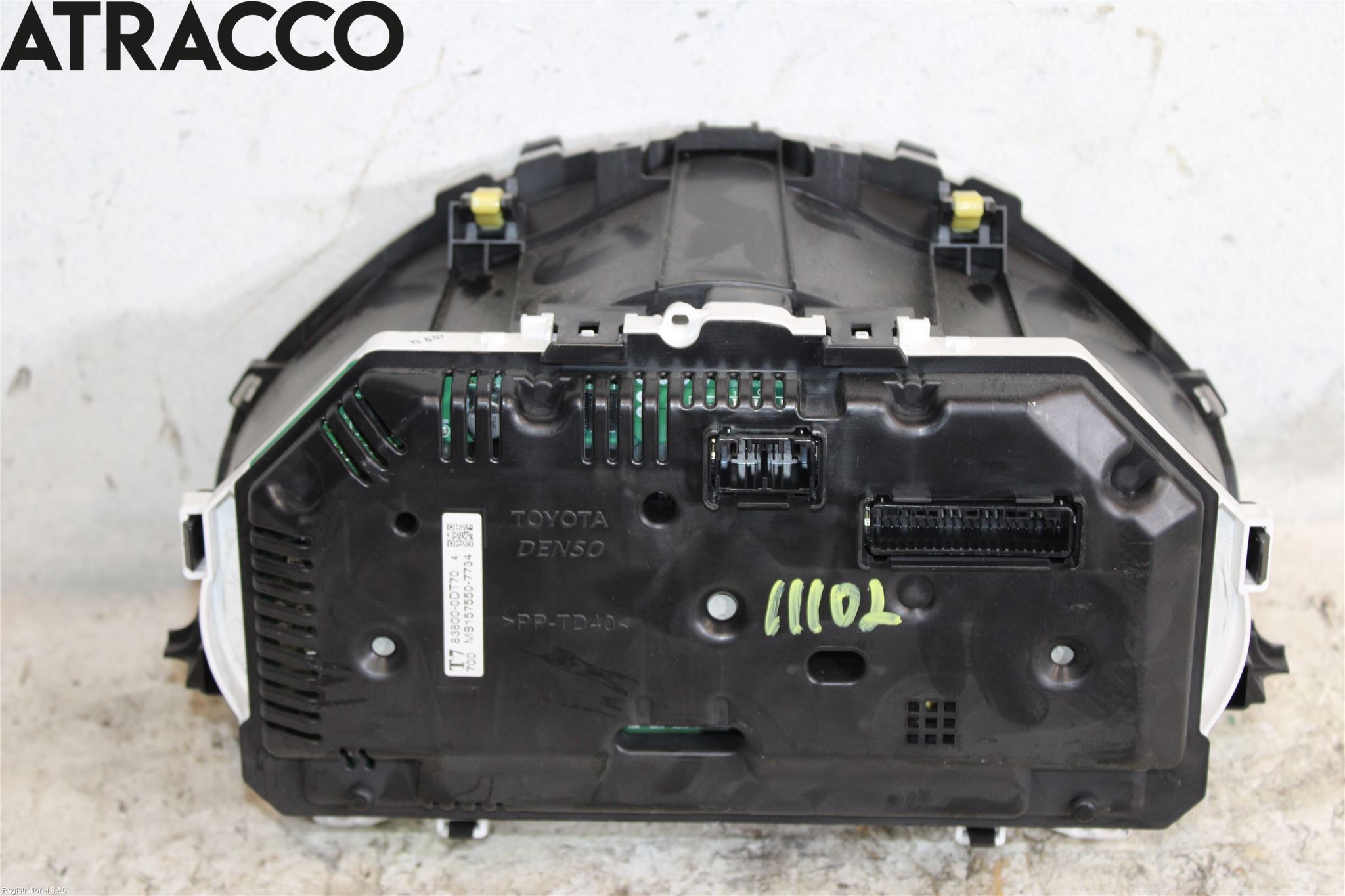 Toyota YARIS XP130 12-14 Instrument Komb