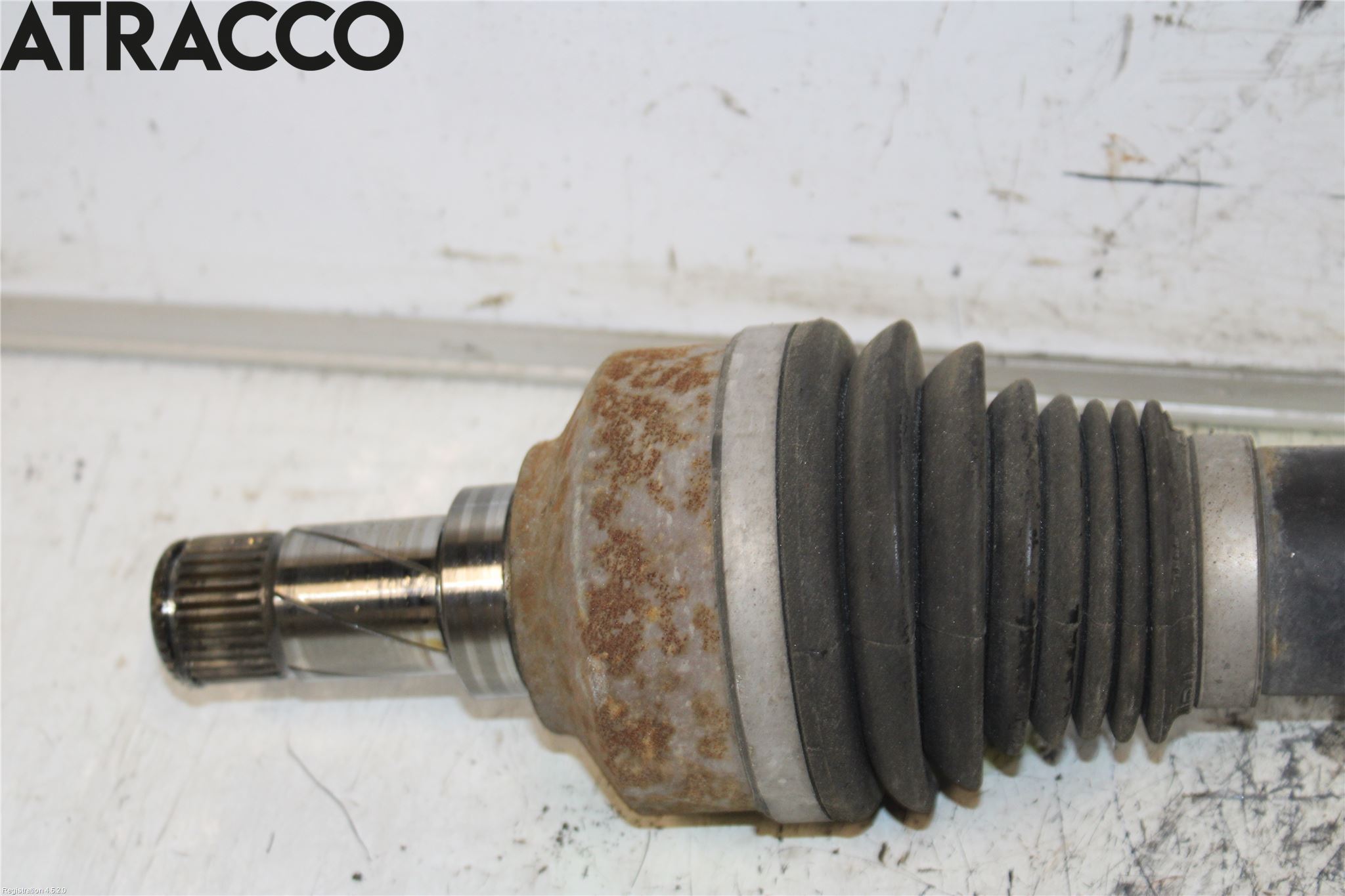 Volvo XC60 09-13 Drivaxel Fram Vänster
