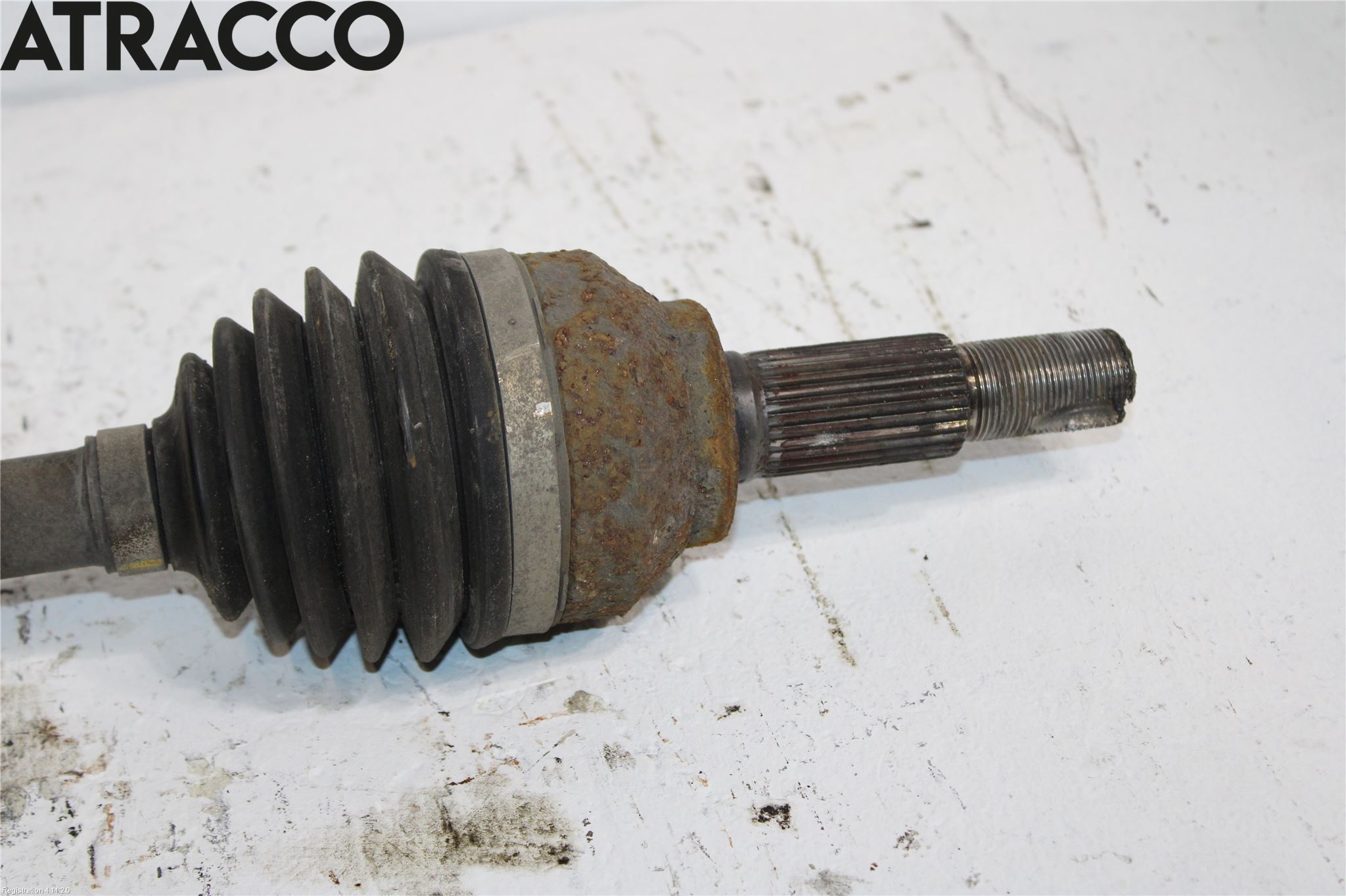 Volkswagen VW CADDY 16-20 Drivaxel Fram Vänster