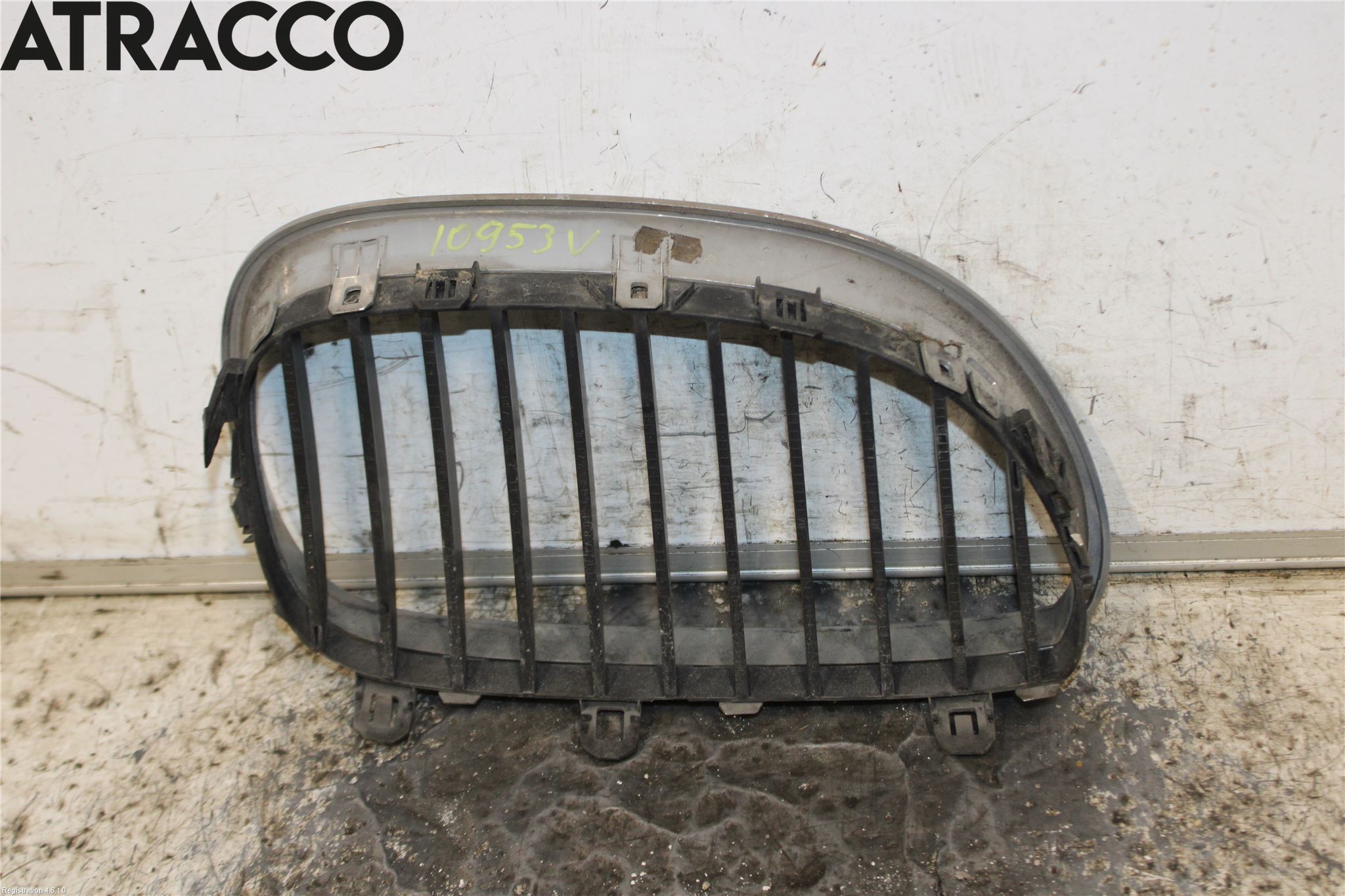 BMW 3 E46      98-05 Grilldel Vänster