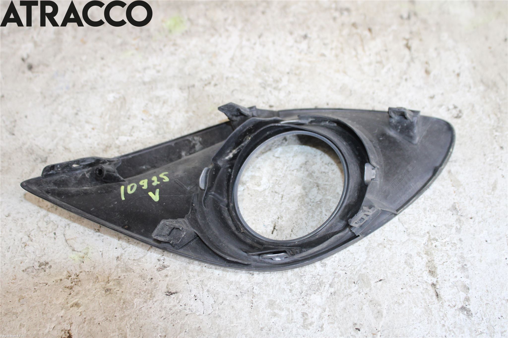 Mazda 2 (DE) 08-15 Dimljussarg Fram