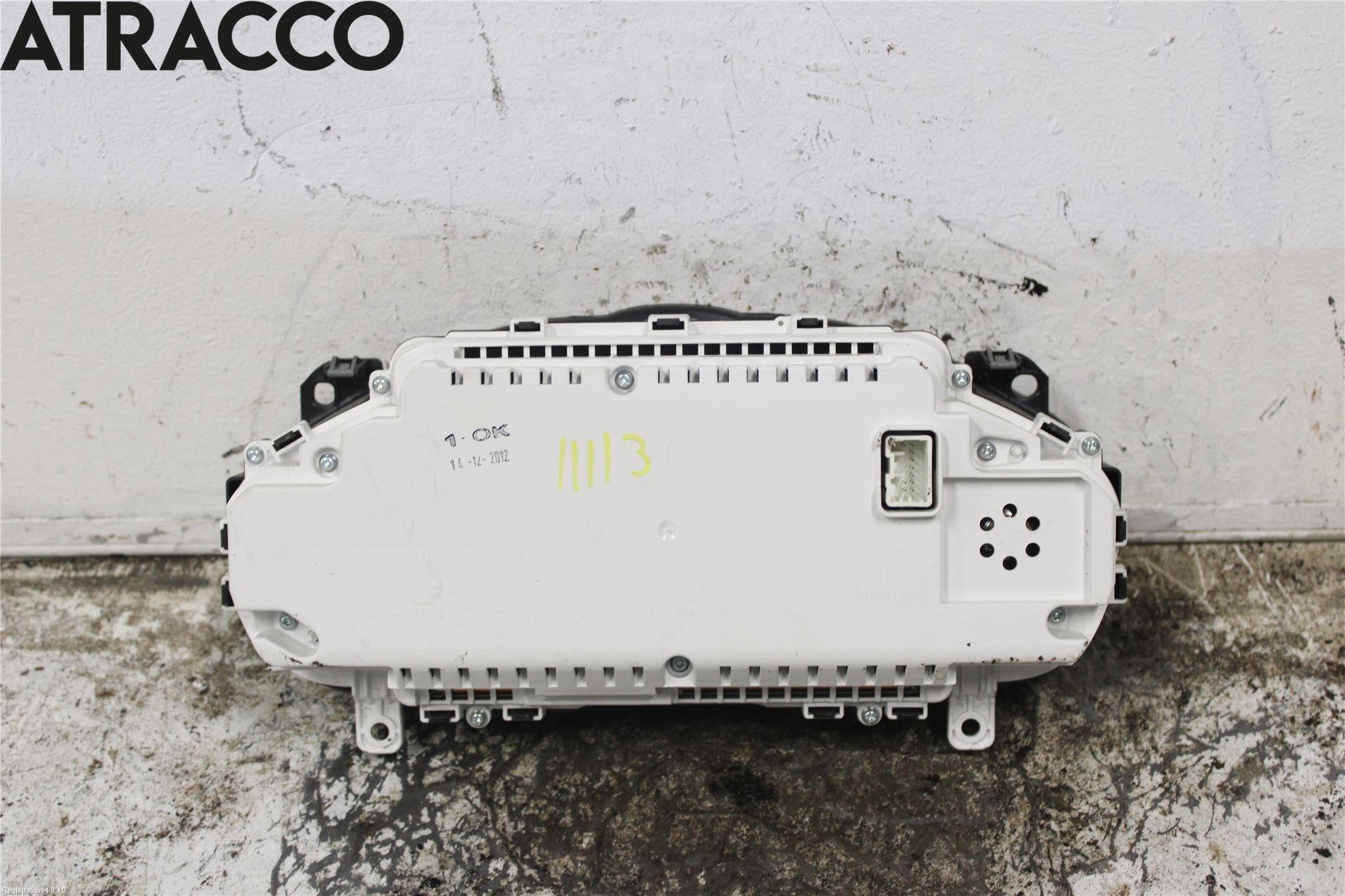 Volvo V40 12-19 Instrument Hast