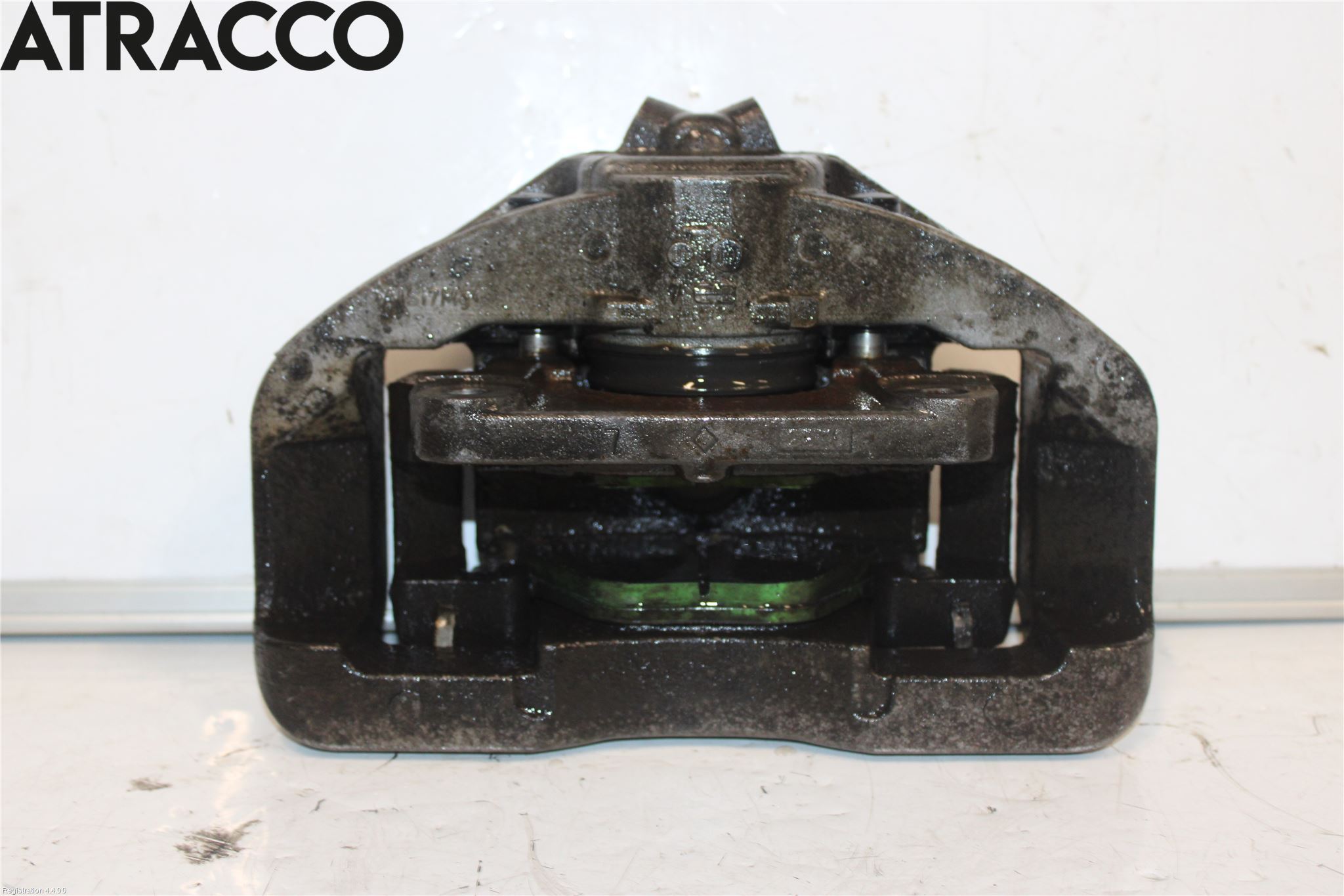 BMW 5 F10/F11/F18 09-17 Bromsok Fram Vänster