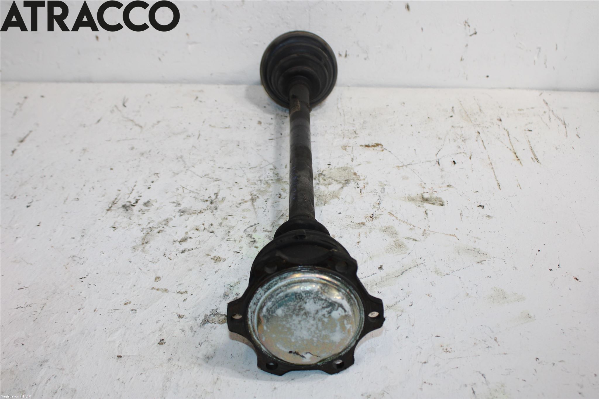Volkswagen VW PASSAT 01-05 Drivaxel Fram Höger