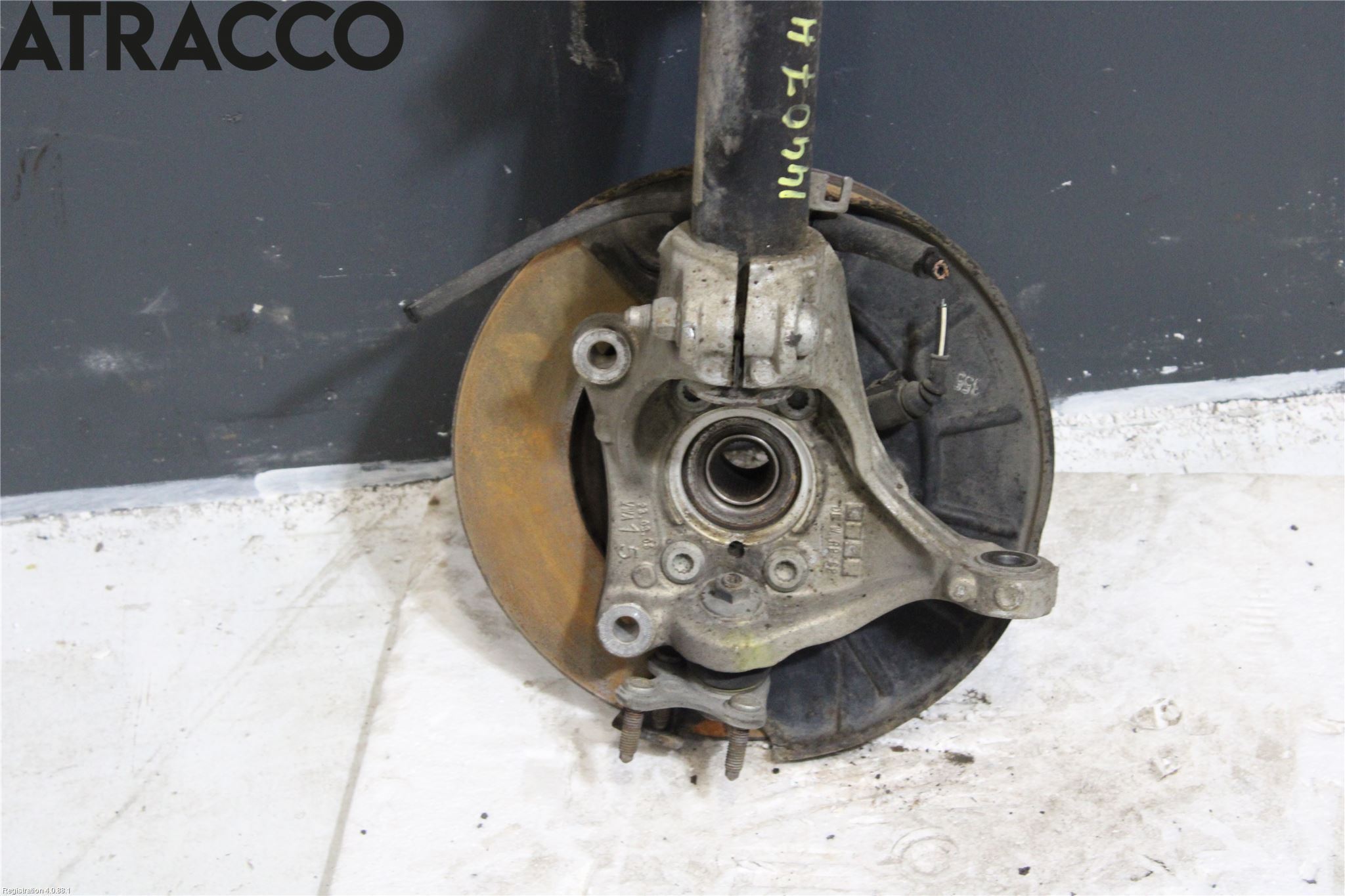 Volkswagen VW PASSAT 11-14 Fjäderben Fram Höger