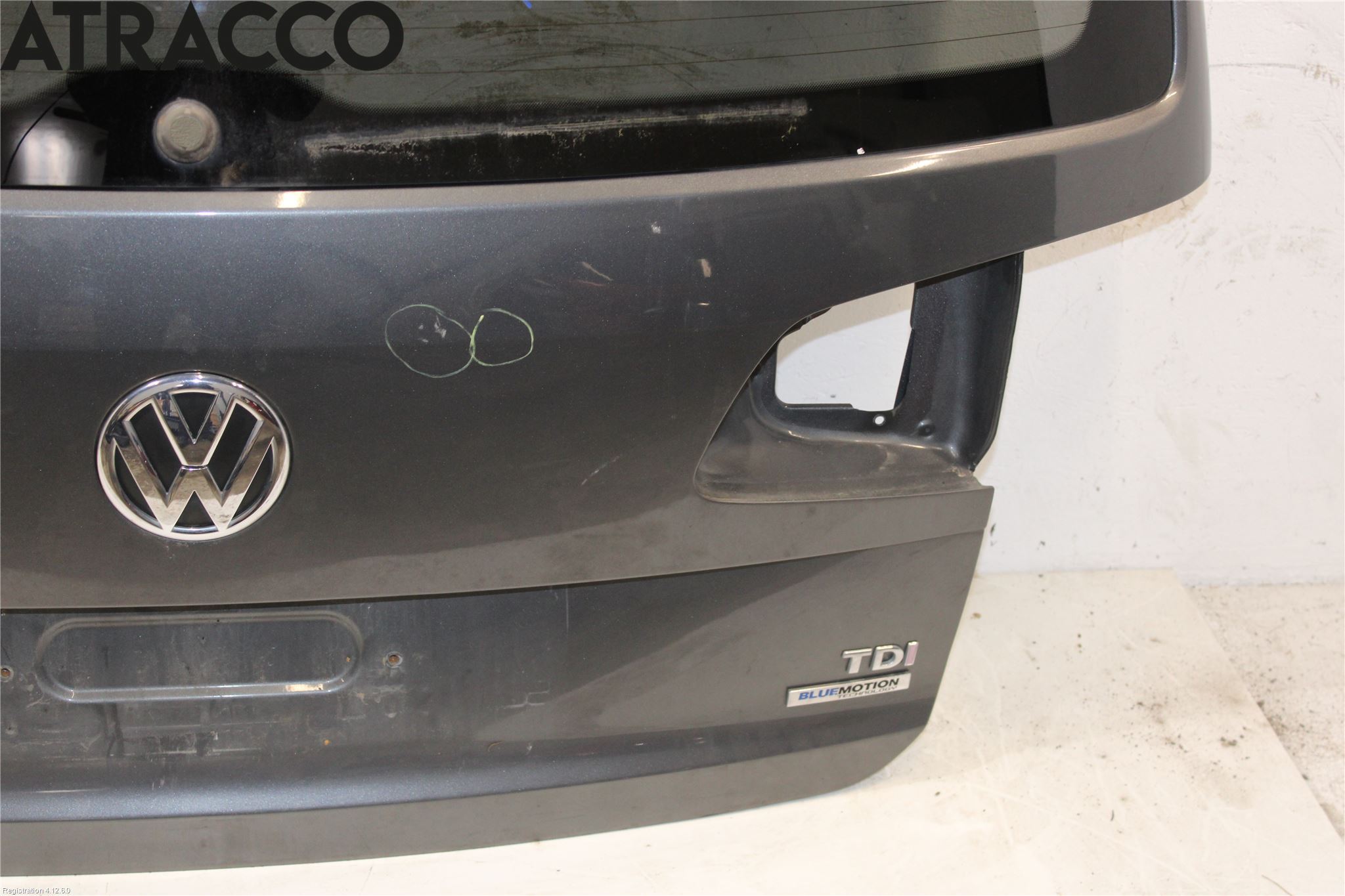 Volkswagen VW TOURAN 10-15 Baklucka Cc-Kombi-Sedan
