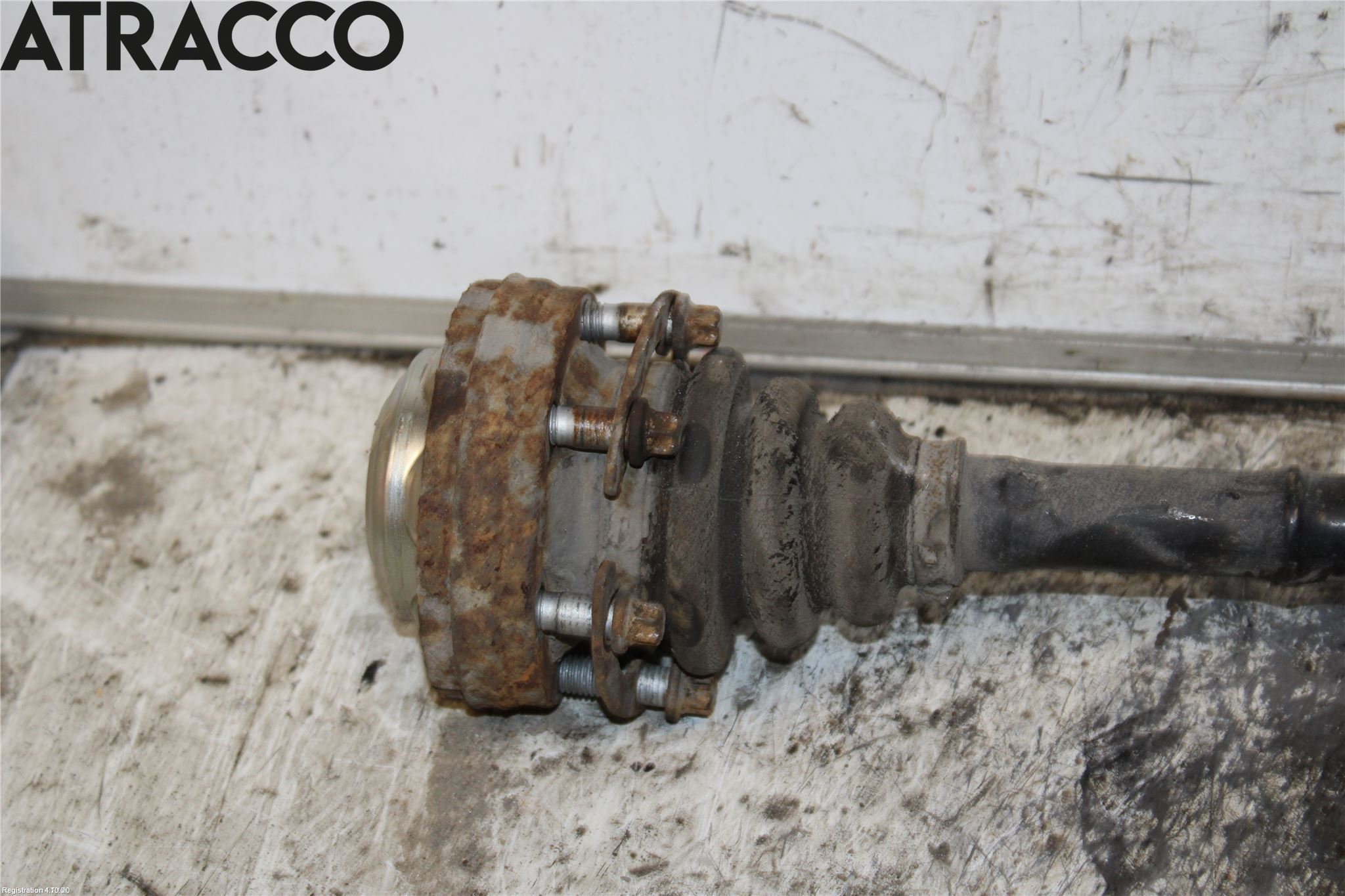 BMW 3 E90/91 SED/TOU 05-12 Drivaxel Bak Höger