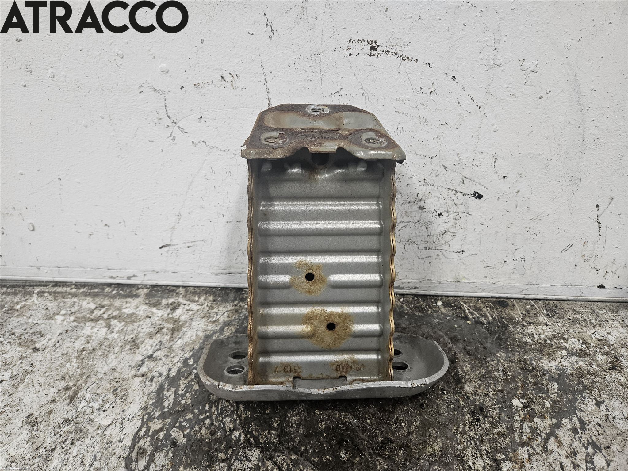 Toyota YARIS XP130 12-14 Stötfångarbärjärn Fram