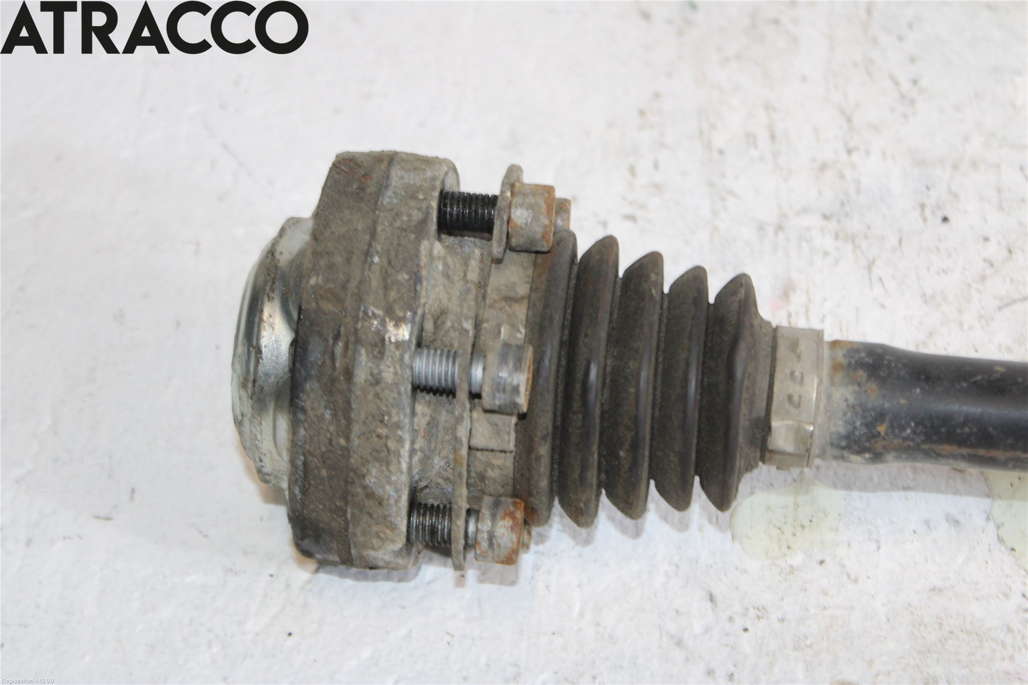 Volkswagen VW TRANSP/CARAVELLE (T5) 04-15 Drivaxel Bak Höger