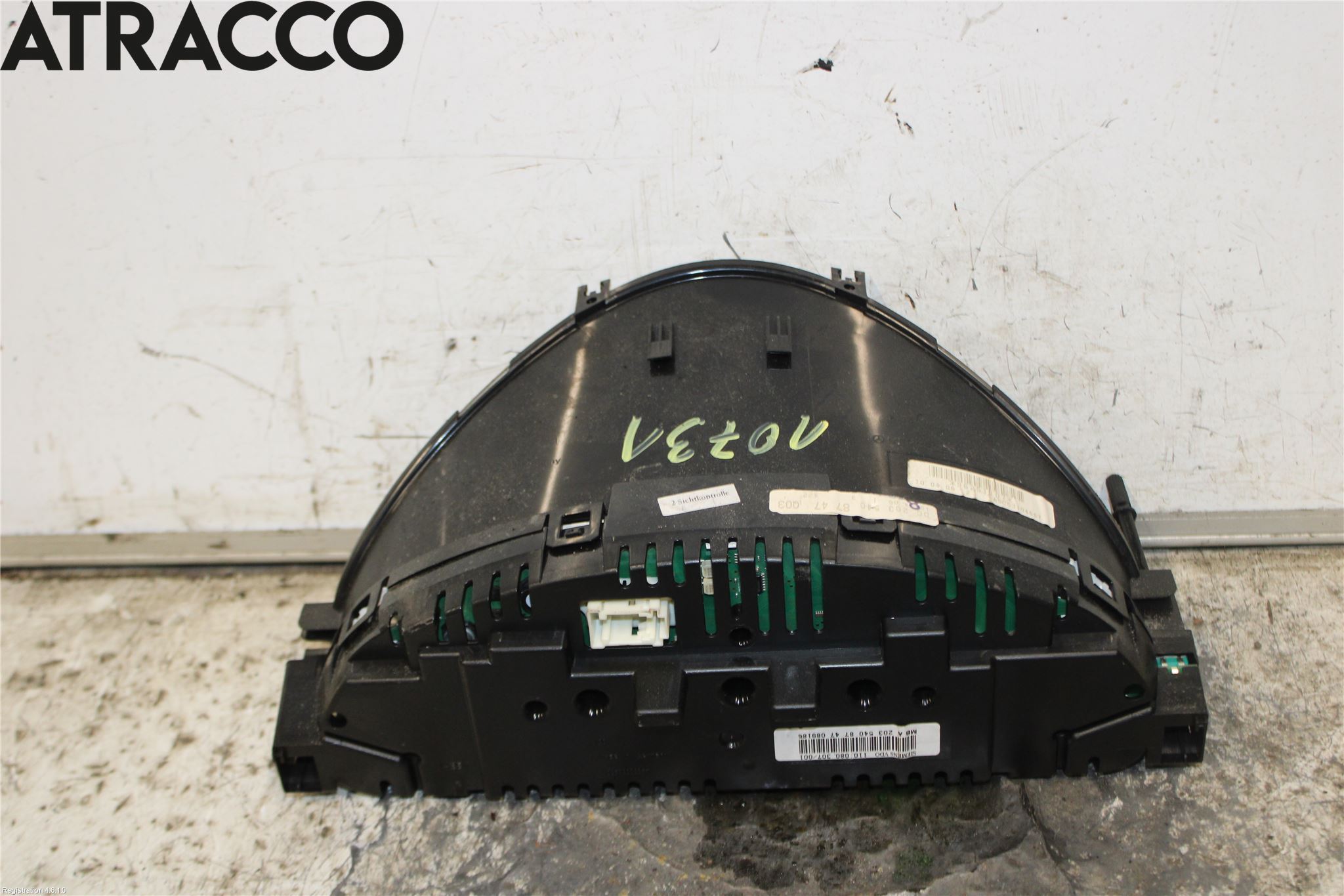 Mercedes-Benz MB C (203) 00-07 Instrument Komb
