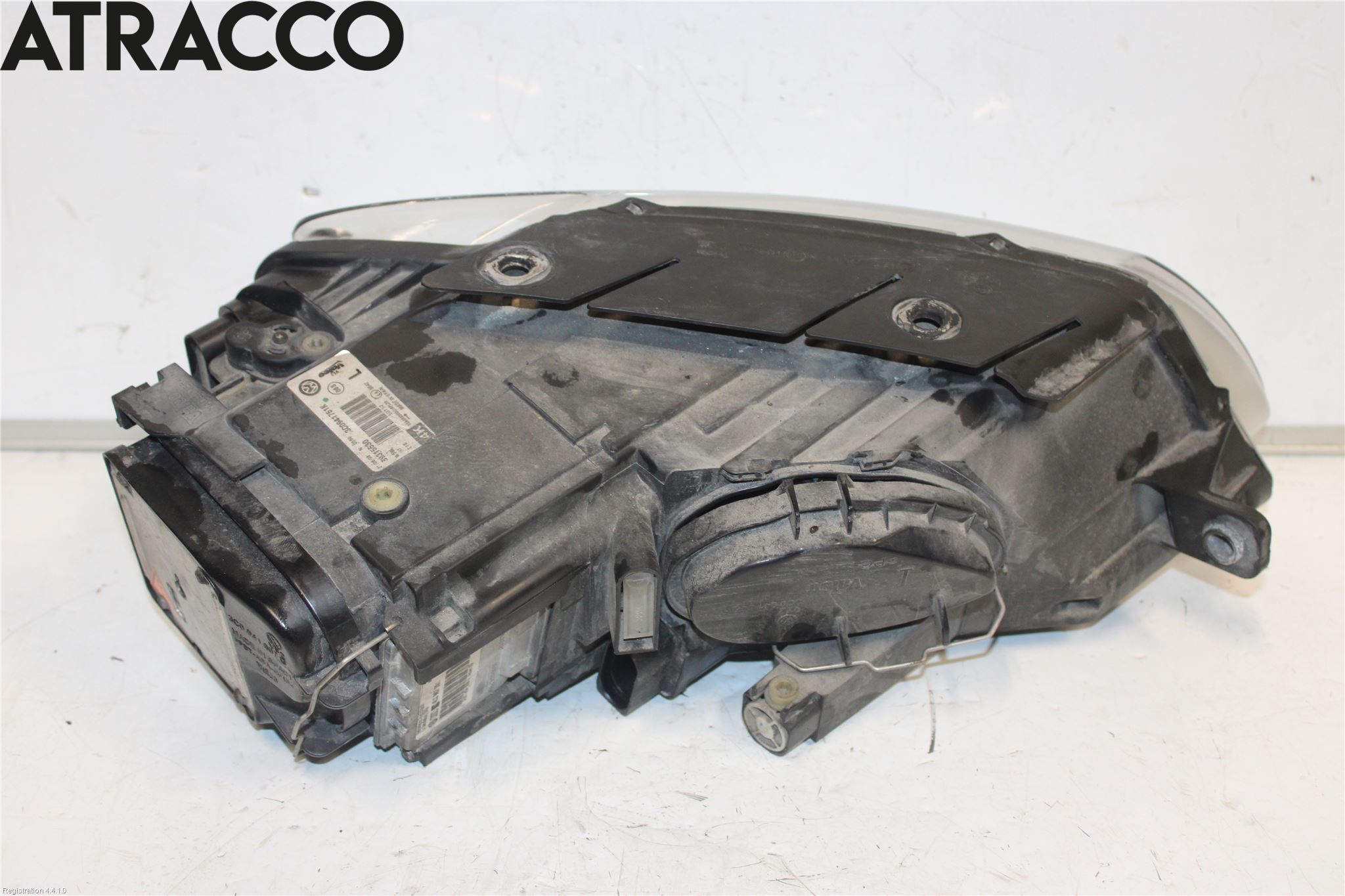 Volkswagen VW PASSAT 05-11 Strålkastare Vänster