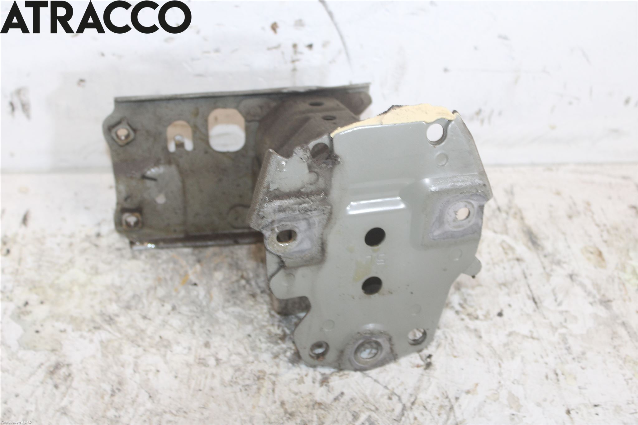 Toyota AURIS 13-19 Stötfångarbärjärn Bak
