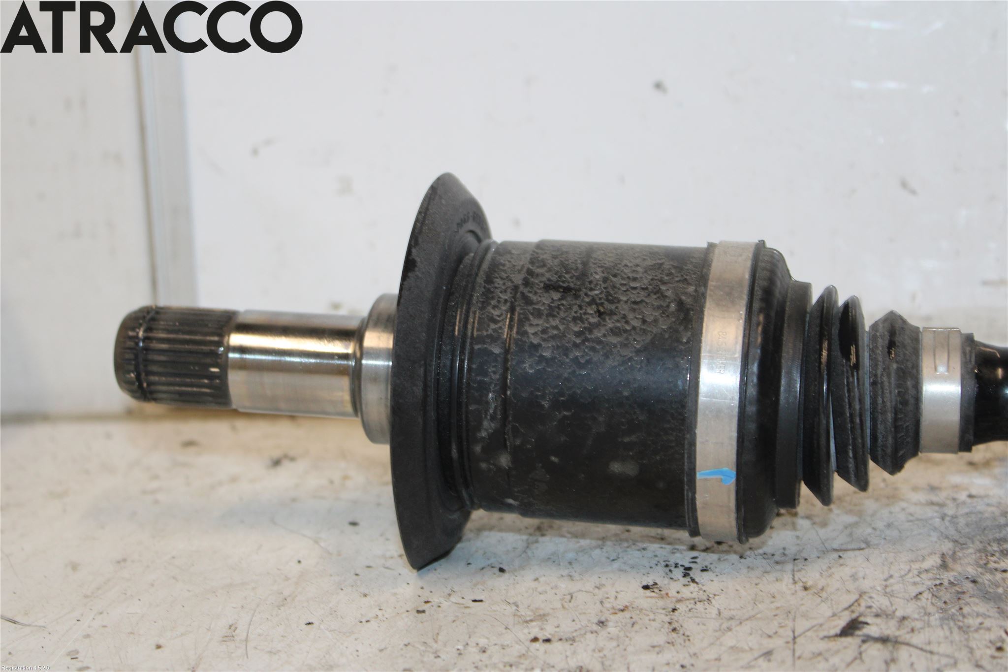 BMW 3 F30/F31/F80 12-19 Drivaxel Bak Vänster