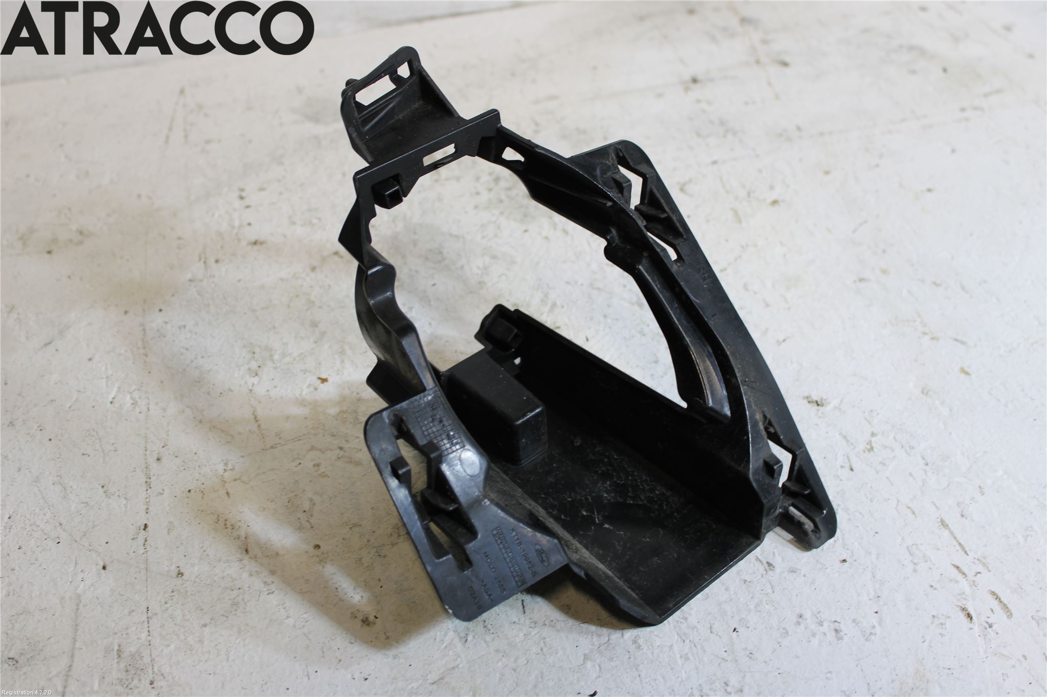 Ford TRANSIT/TOURNEO CONNECT 13-22 Dimljussarg Fram