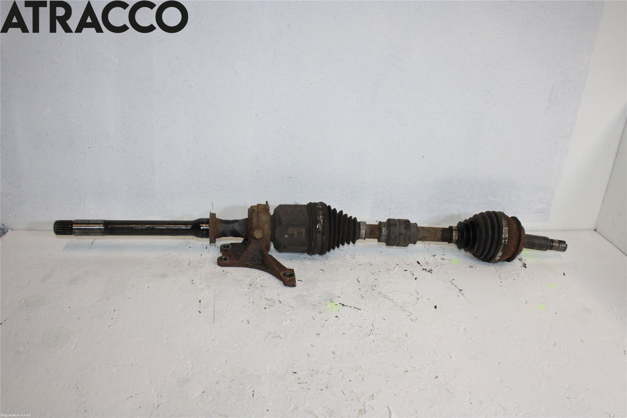 Toyota URBAN CRUISER Drivaxel Fram Höger