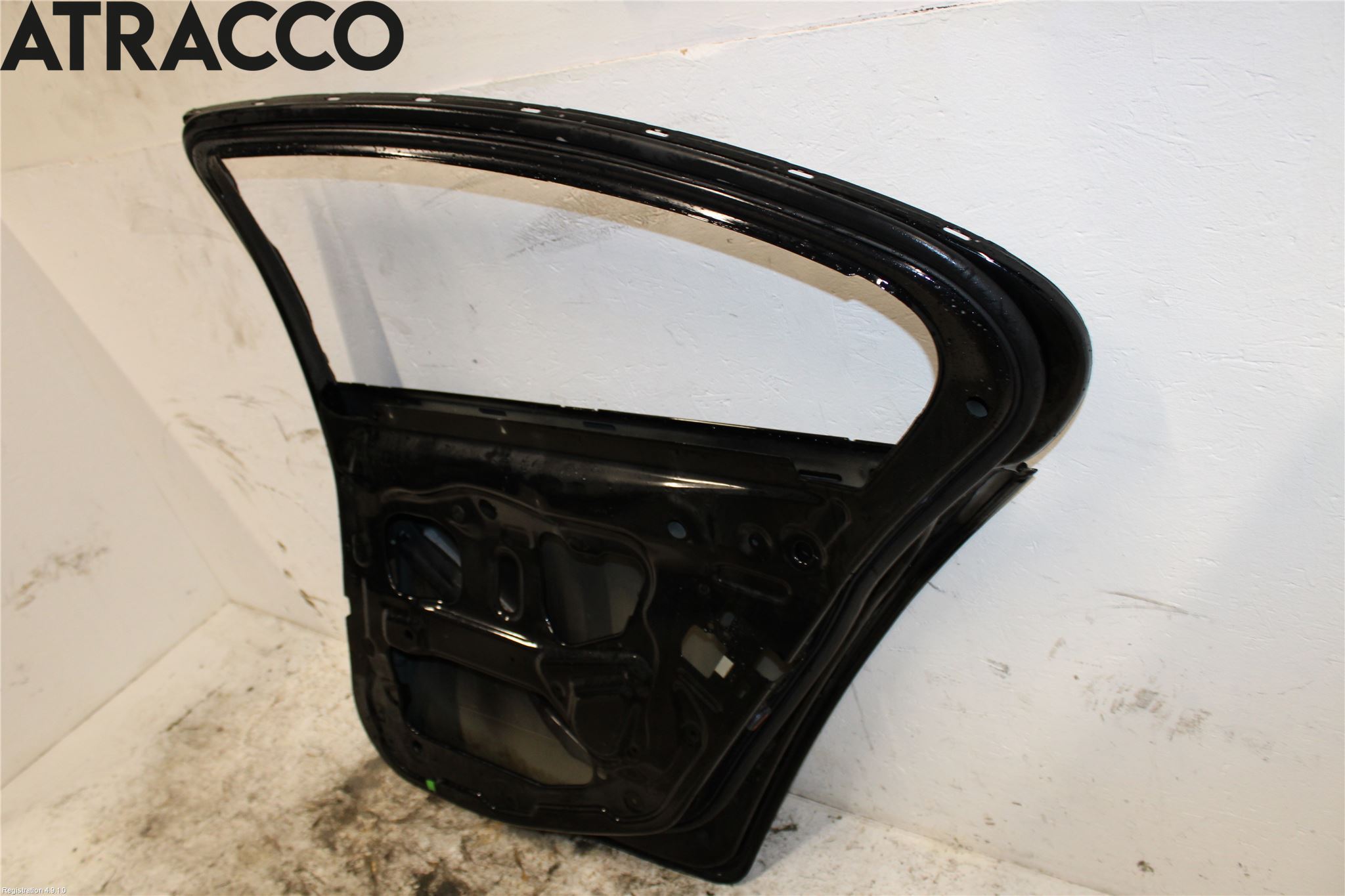BMW 5 F10/F11/F18 09-17 Dörr Bak Höger