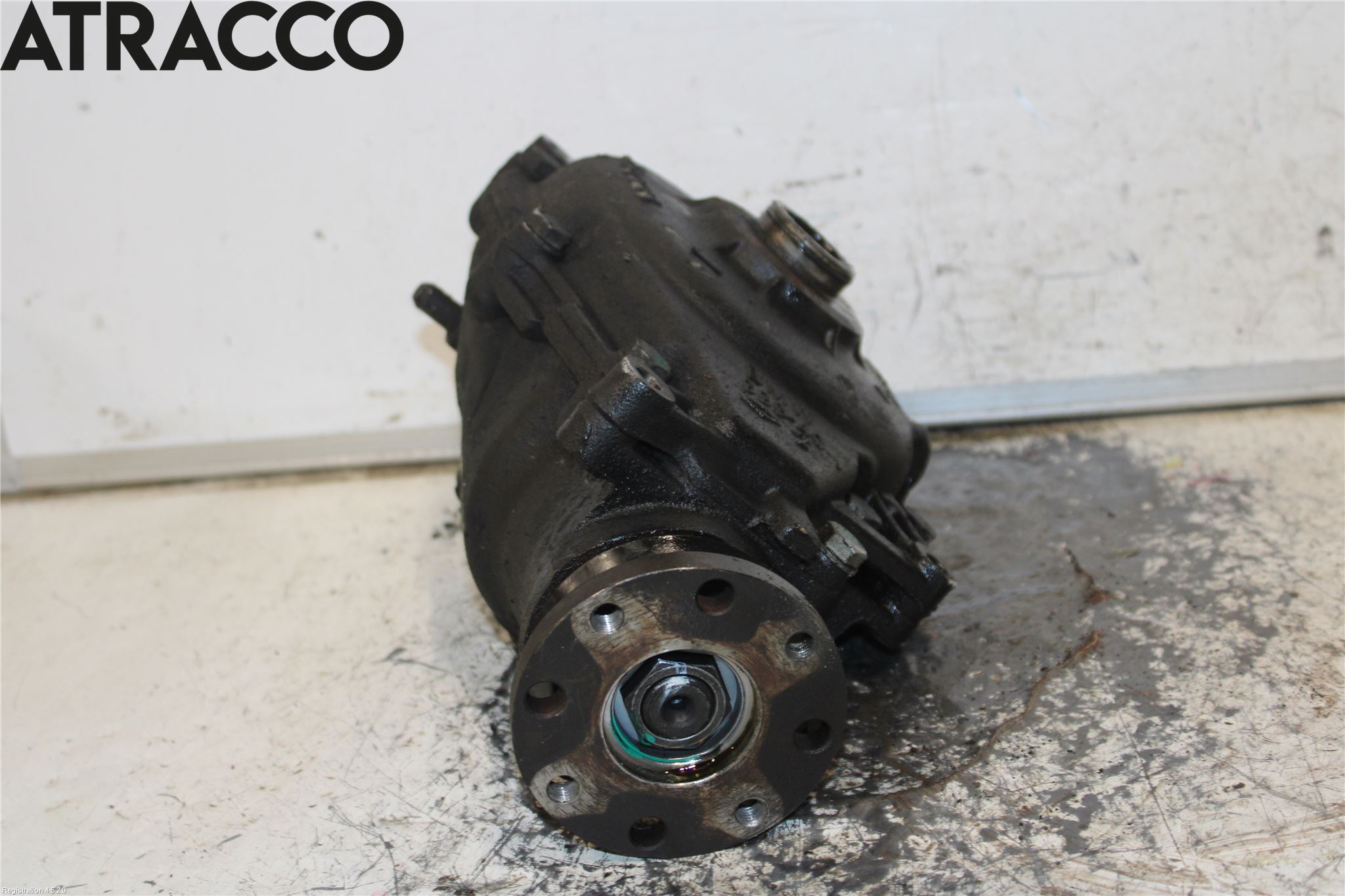 BMW X3 E83     03-10 Framvagn Diffrential