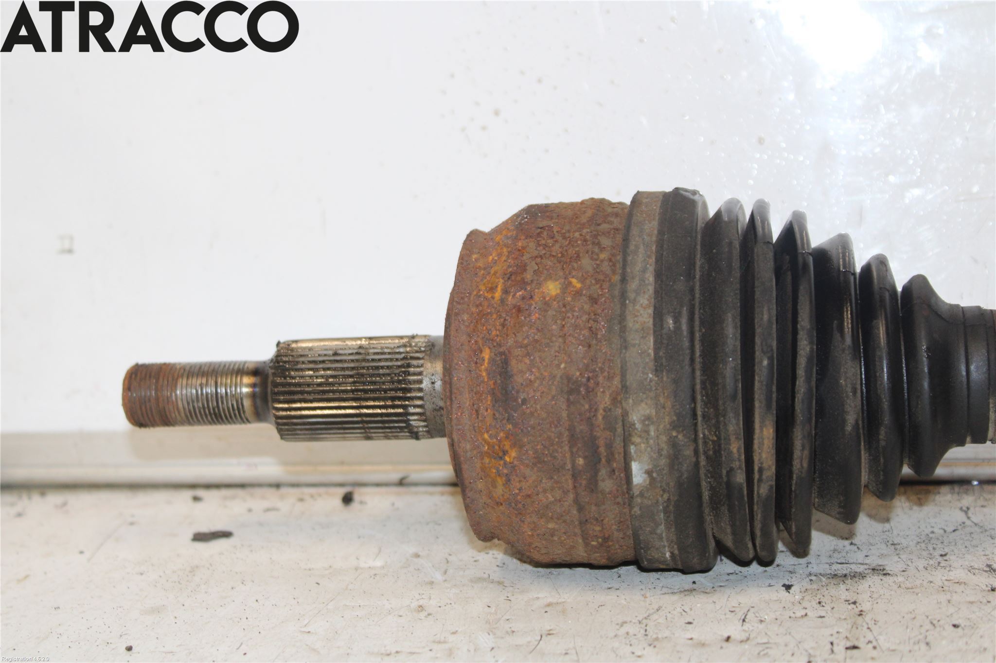 Volkswagen VW TRANSP/CARAVELLE (T5) 04-15 Drivaxel Fram Vänster