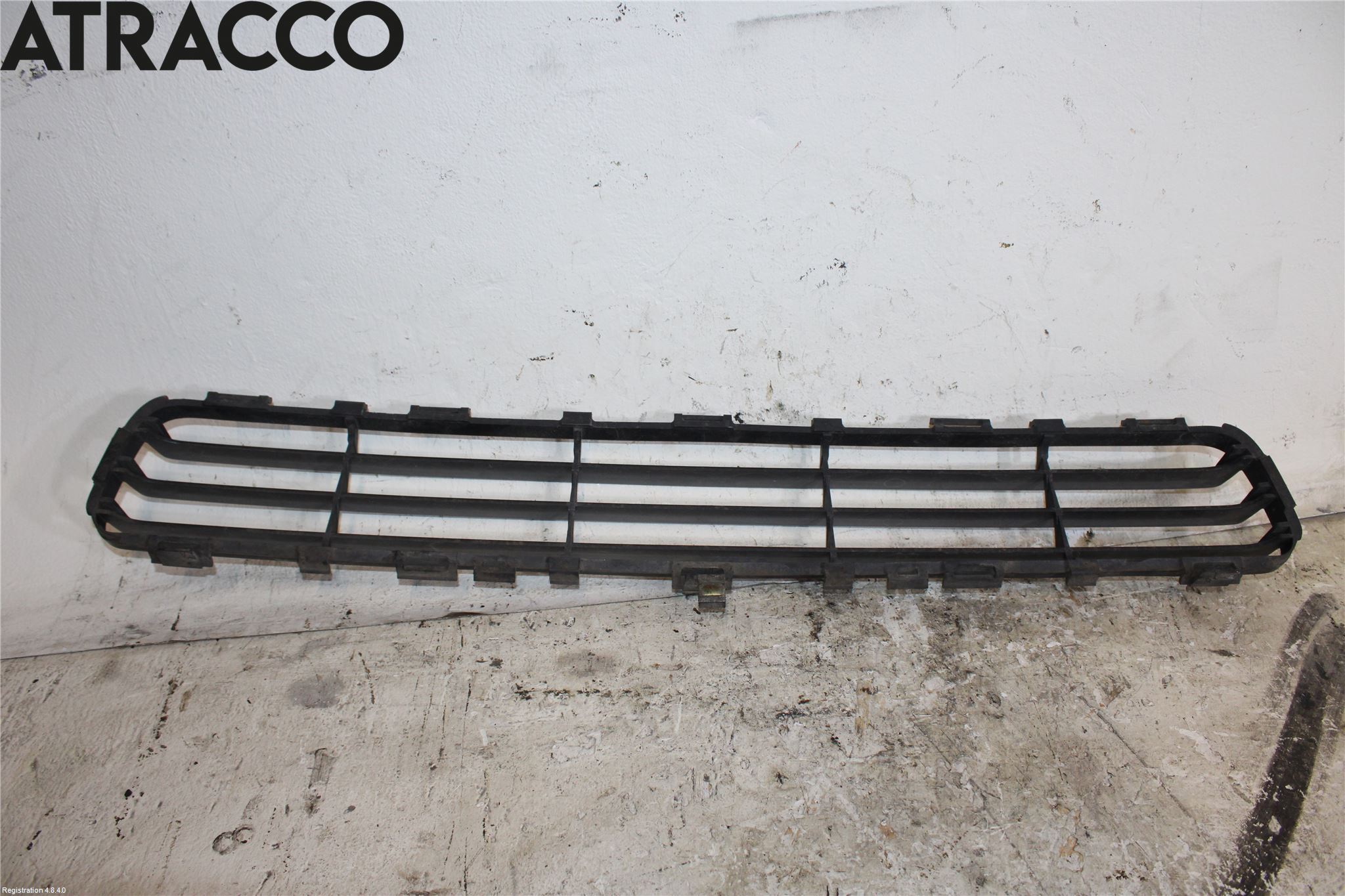 Toyota AVENSIS 03-06 Grill-Galler