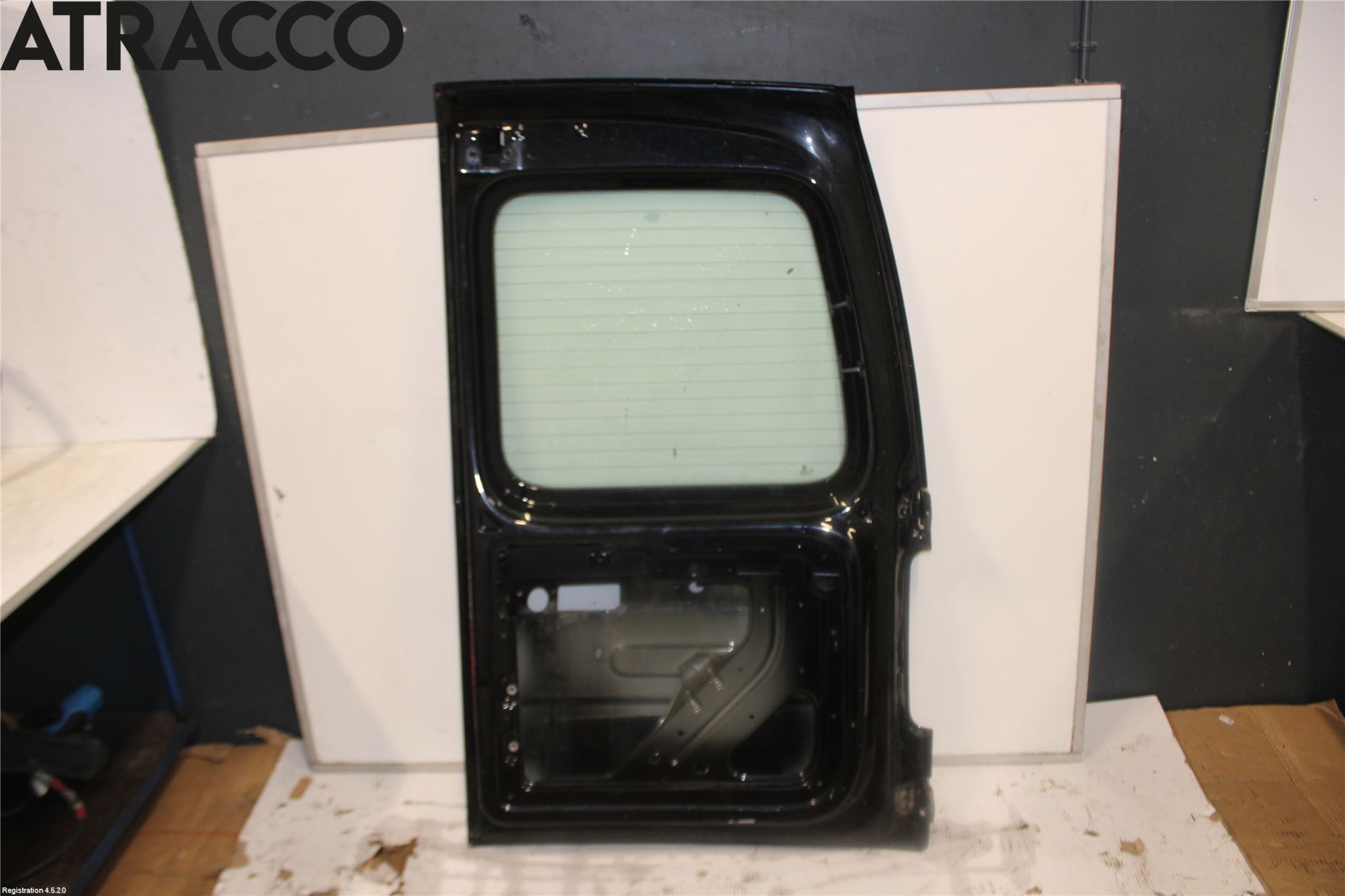 Volkswagen VW CADDY 11-15 Dörruta Bak Van-Skåp Vä