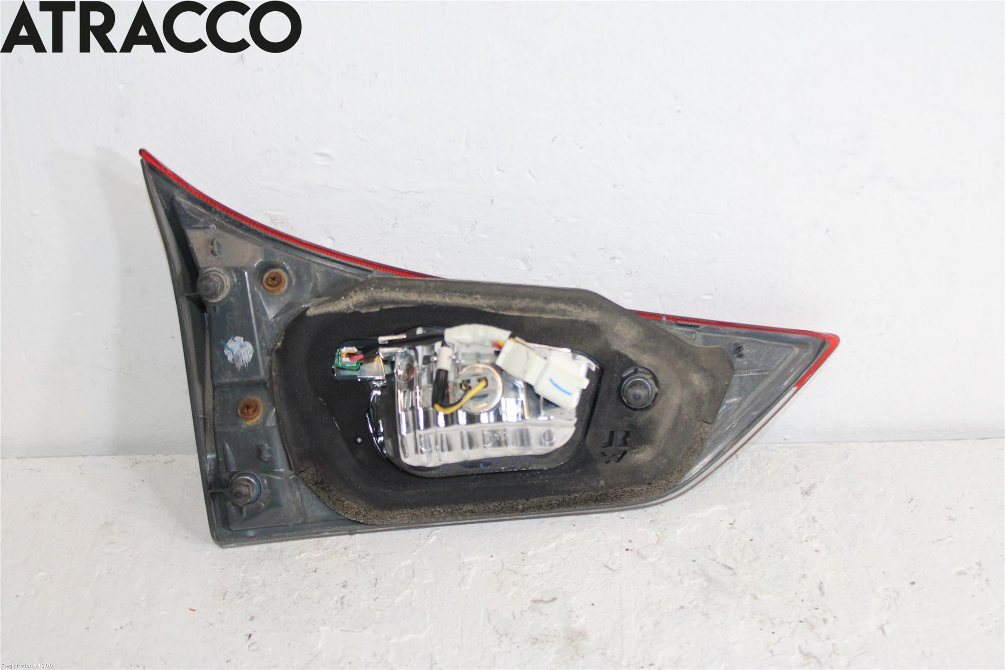 Toyota AURIS 13-19 Bakljus Lucka Hö