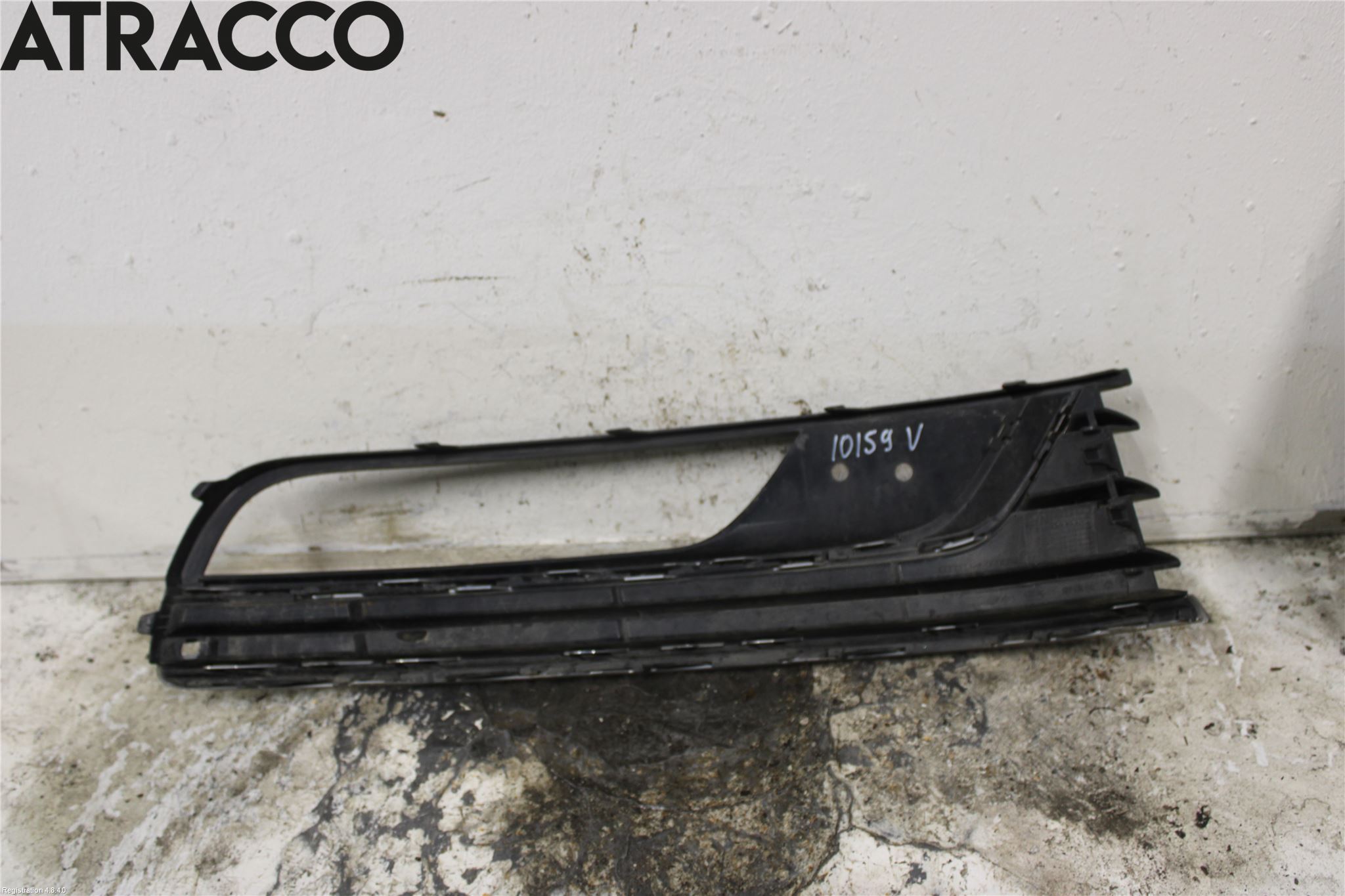 Volkswagen VW PASSAT 11-14 Grilldel Vänster
