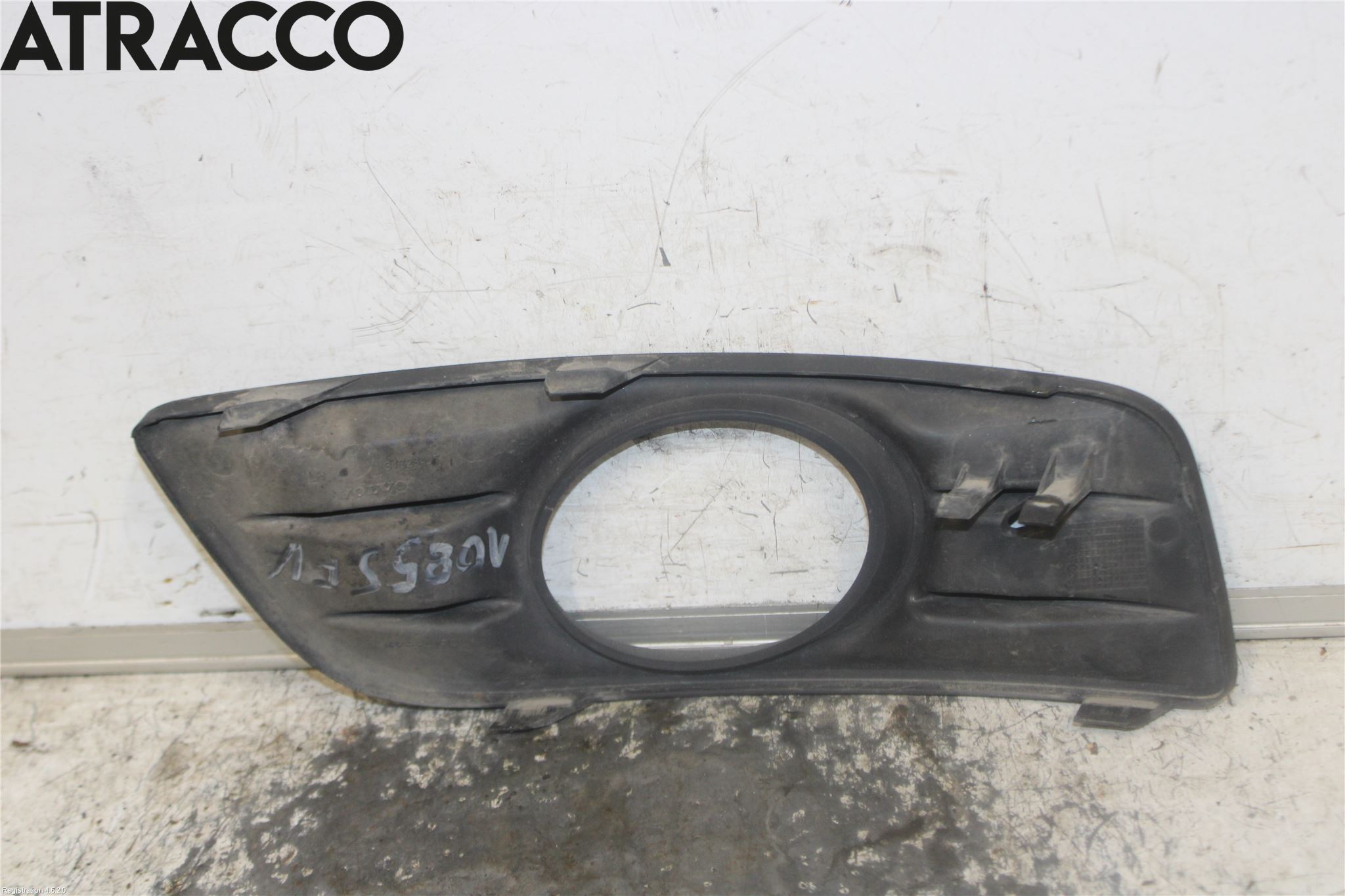 Volvo V50 08-12 Dimljussarg Fram