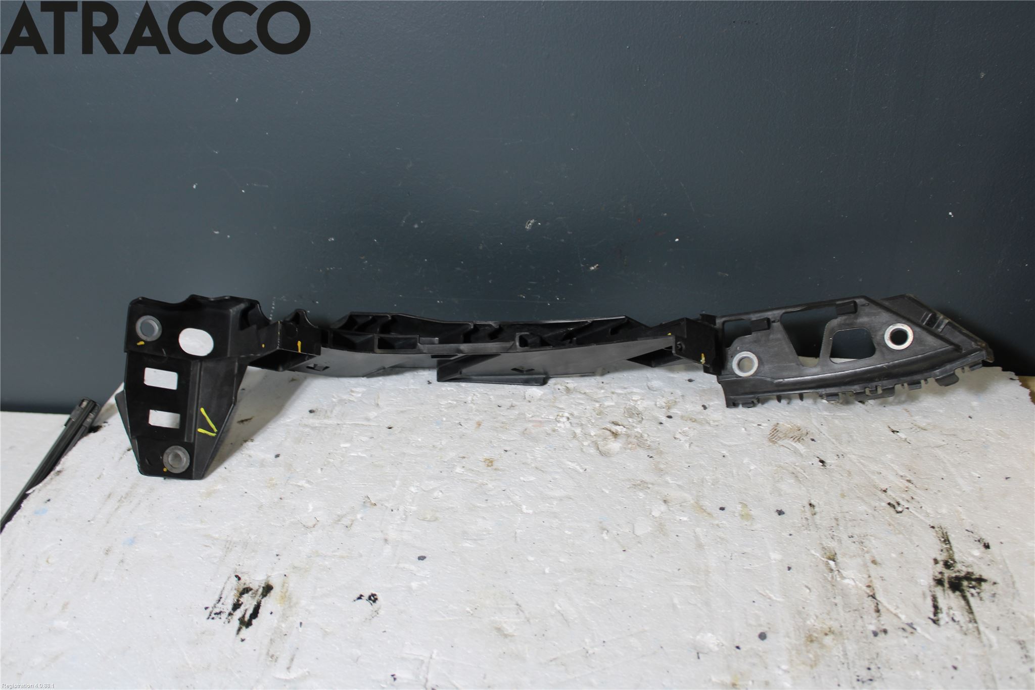 Volkswagen VW POLO 10-17 Strålkast Fästsarg