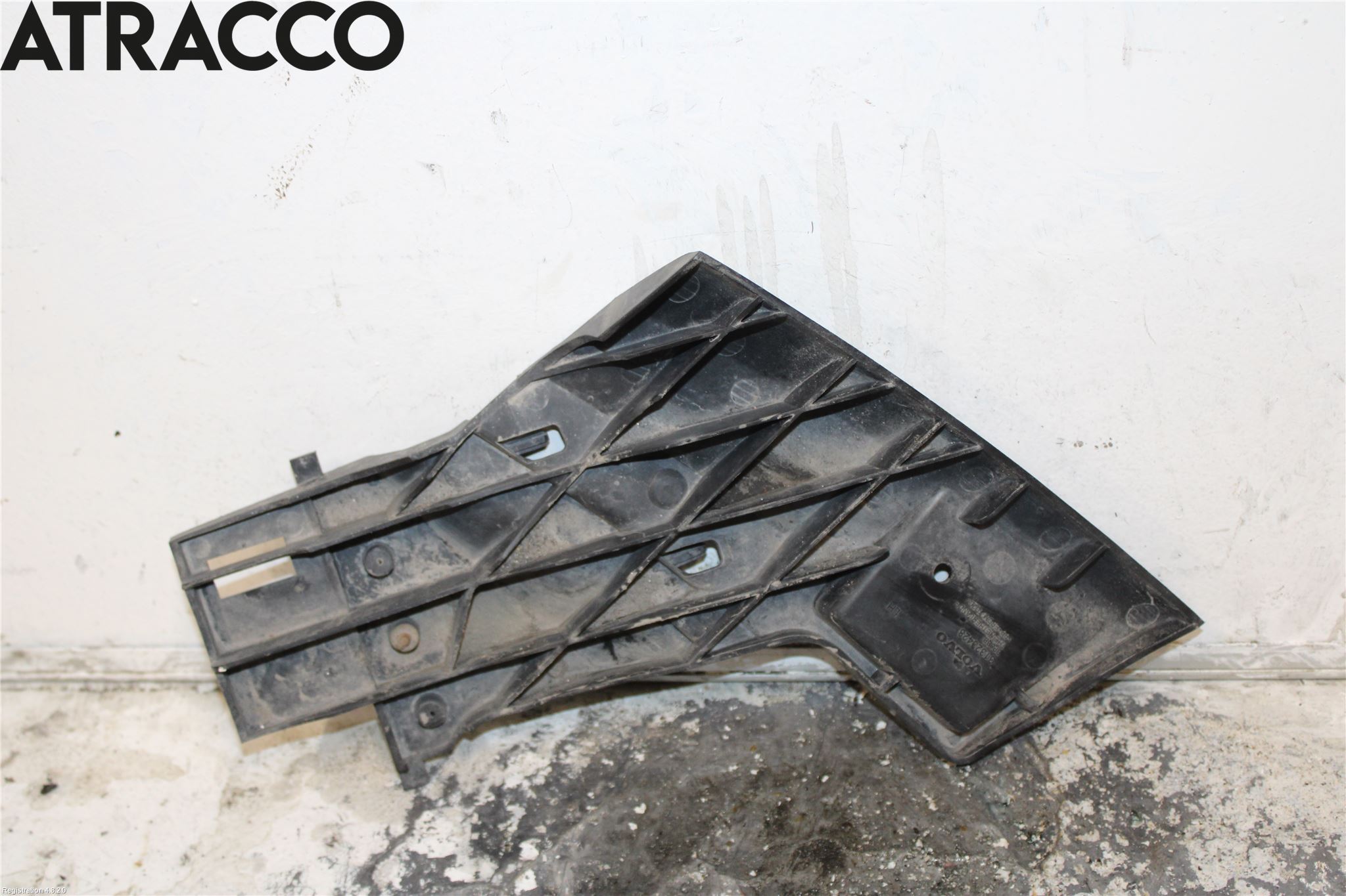 Volvo V60 11-13 Spoiler Fram
