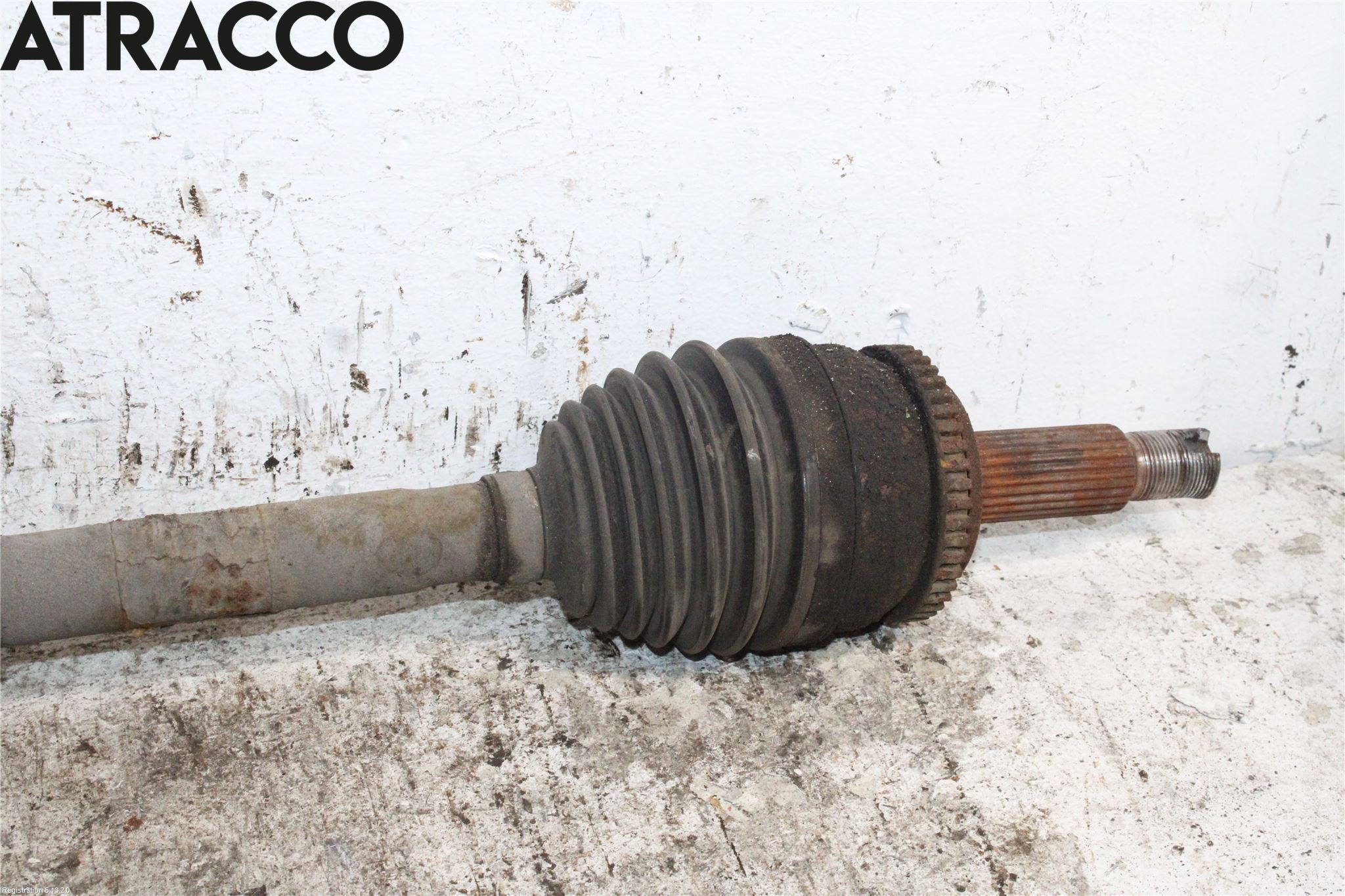 Hyundai i40 08-15 Drivaxel Fram Höger