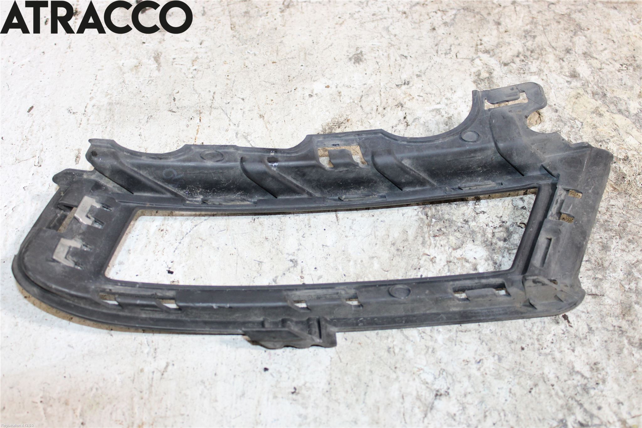 Volkswagen VW GOLF / E-GOLF VII 13-20 Grilldel Höger
