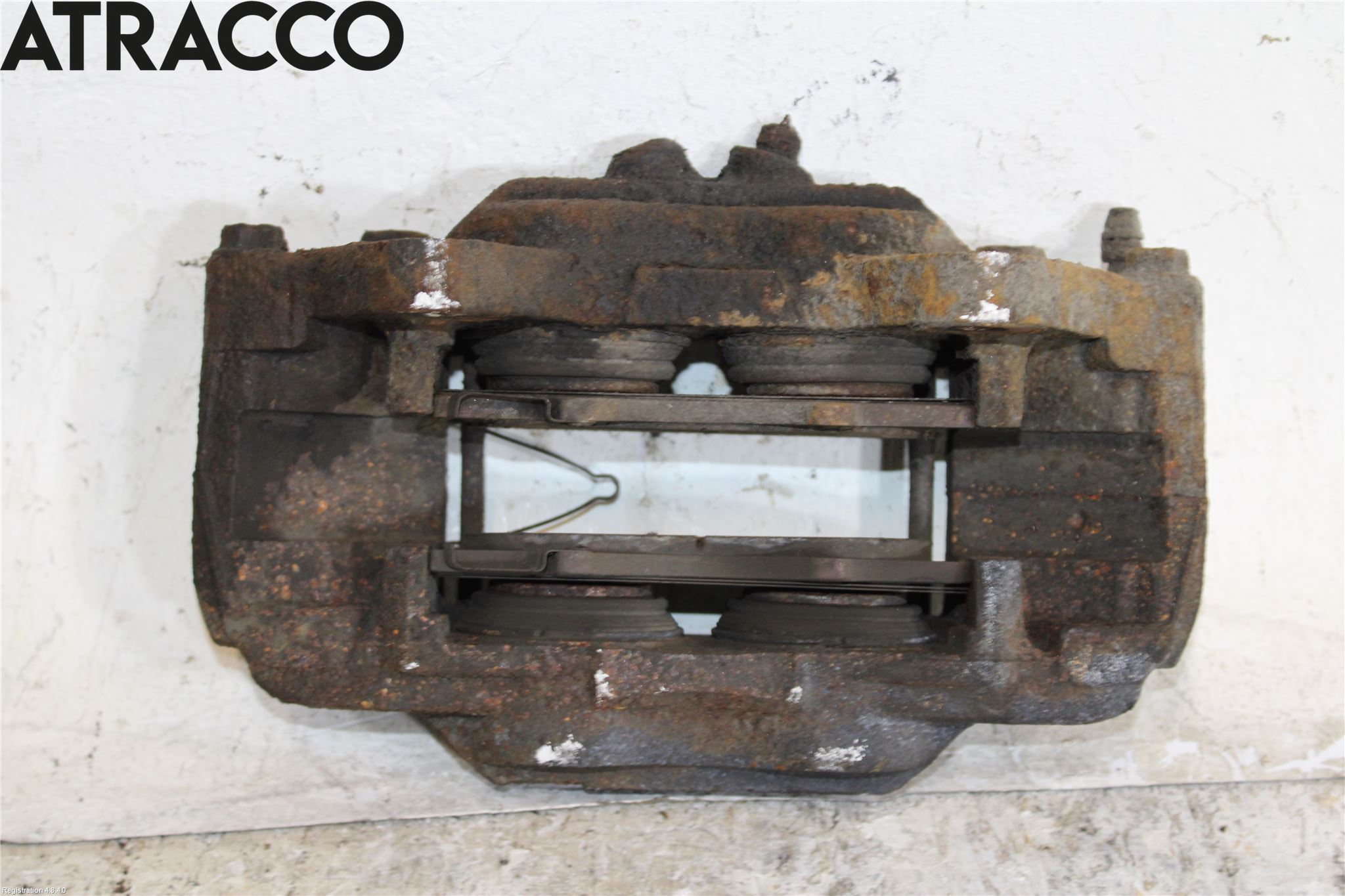 Toyota HILUX 05-16 Bromsok Fram Vänster