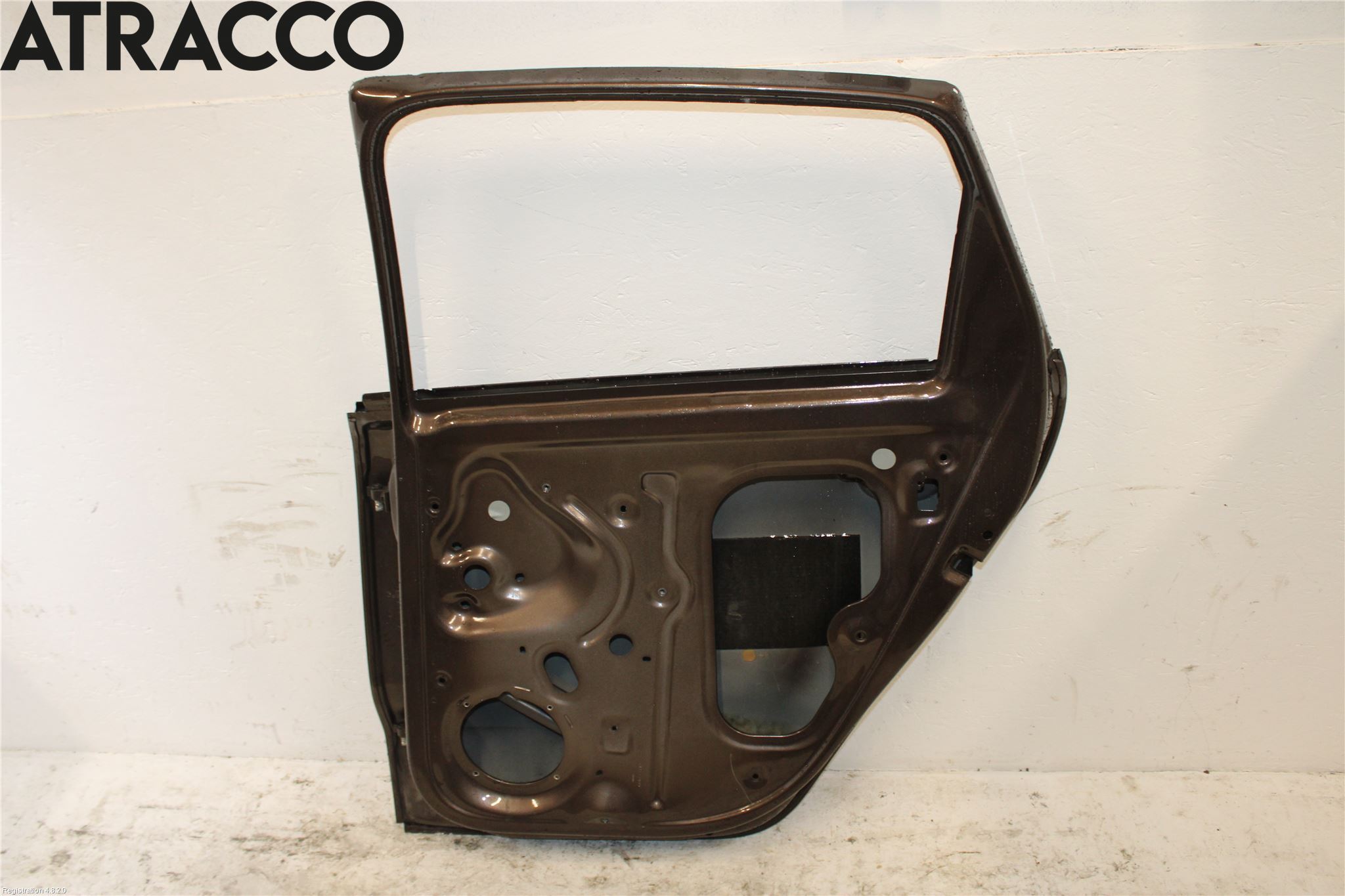 Volkswagen VW POLO 10-17 Dörr Bak Höger