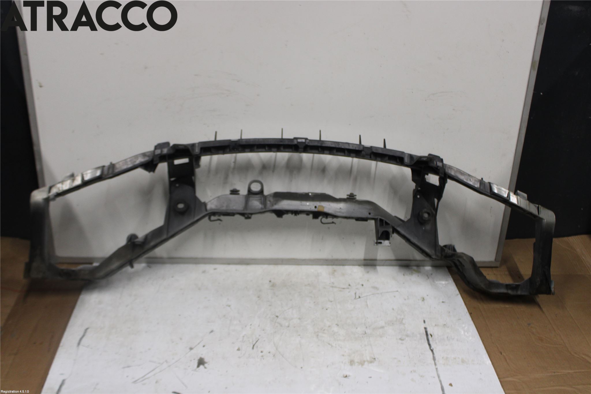 Ford FOCUS 08-11 Frontkorg