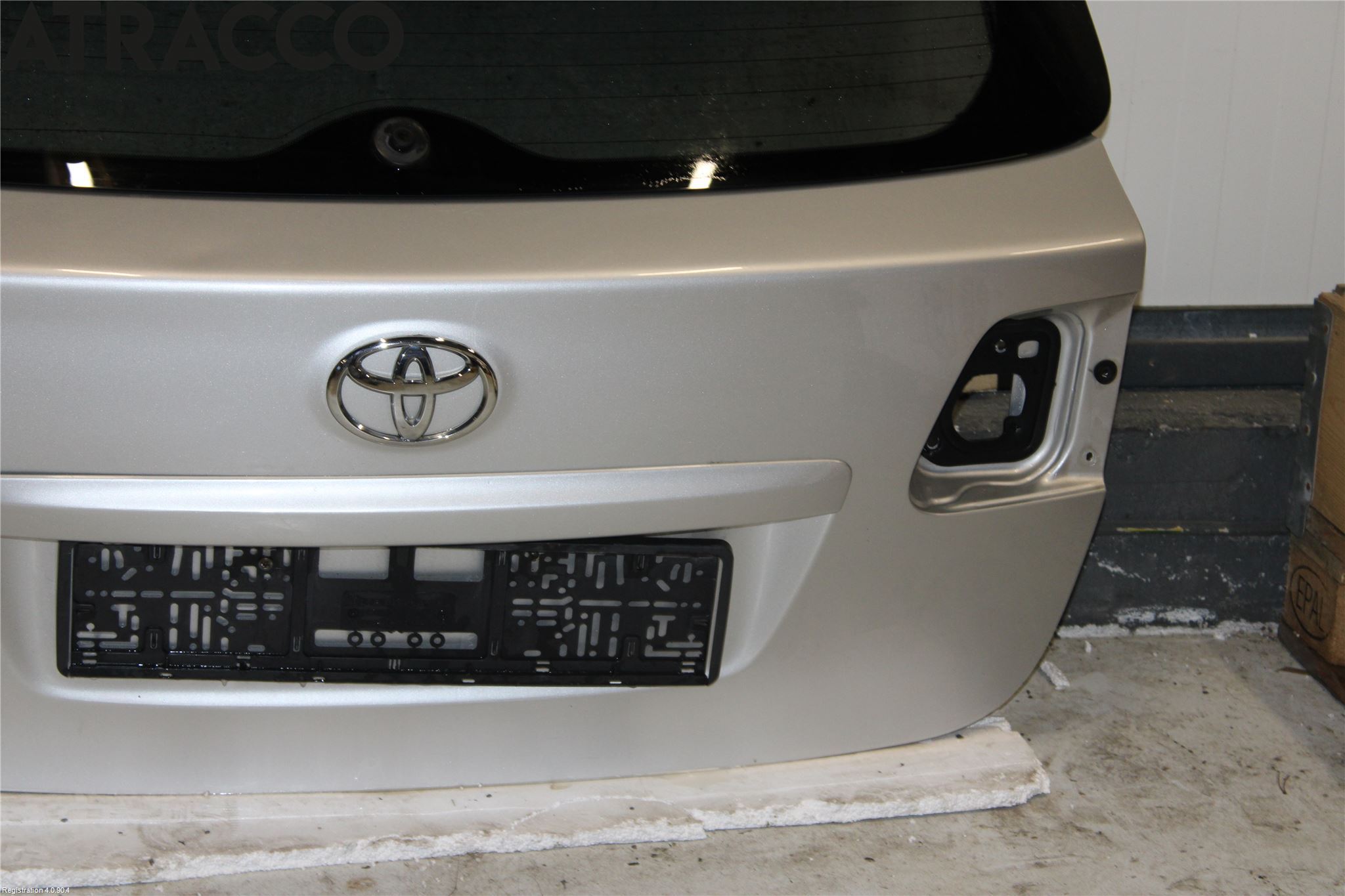 Toyota AVENSIS 09-15 Baklucka Kombi