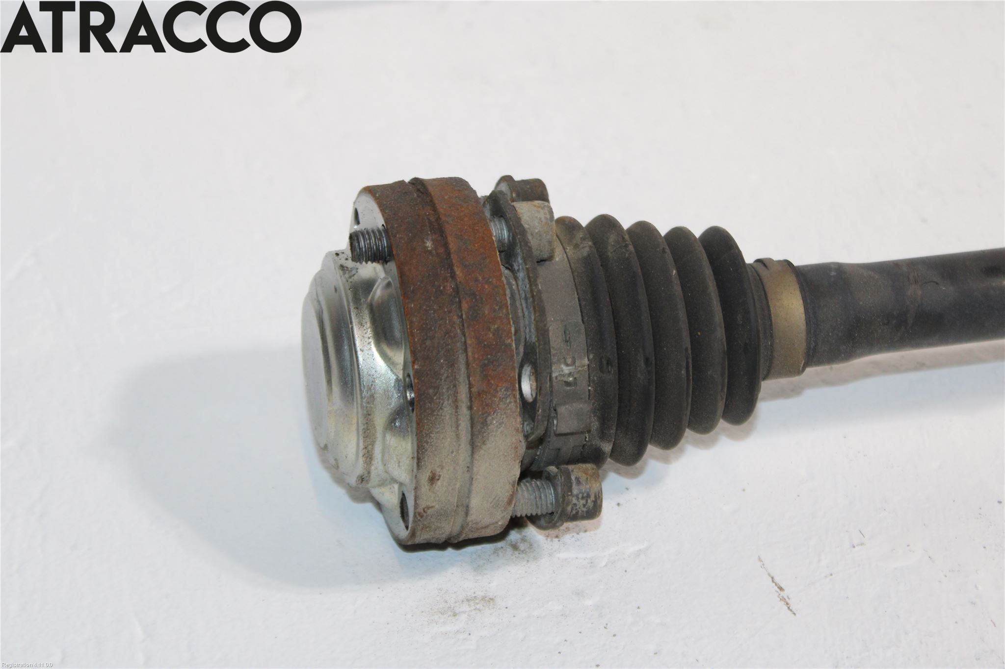 Volkswagen VW TRANSP/CARAVELLE (T6) 16-22 Drivaxel Bak Höger