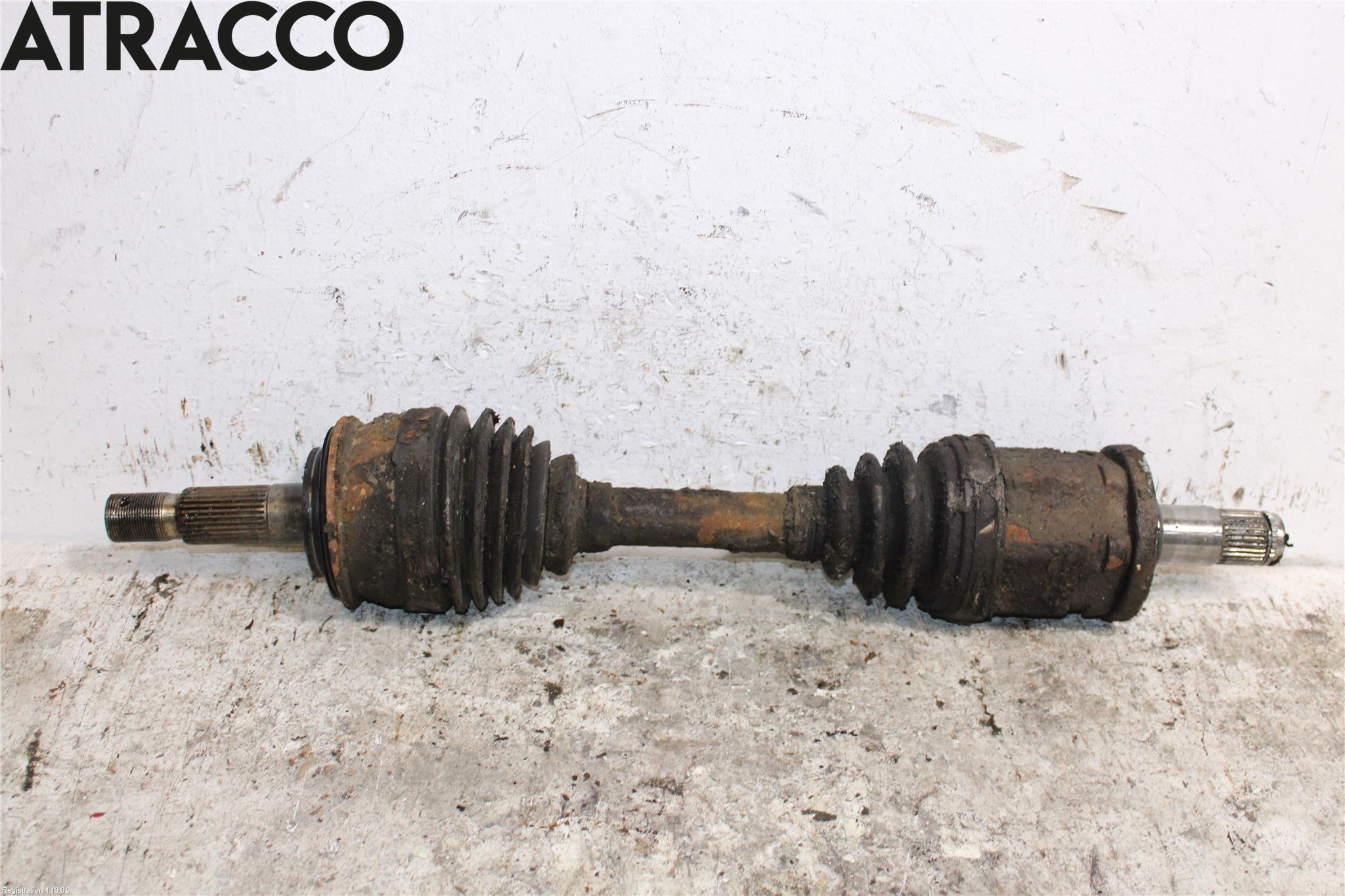 Toyota HILUX 05-16 Drivaxel Fram Vänster