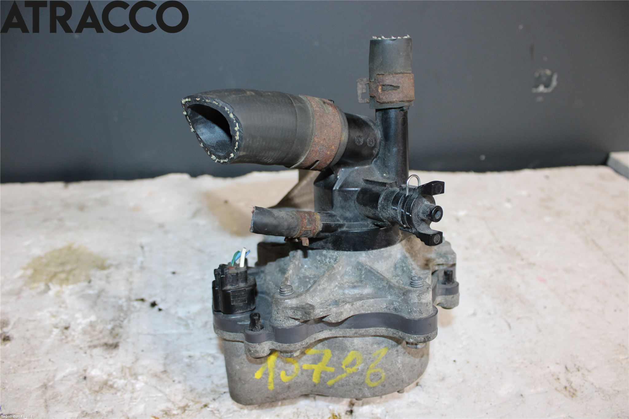 Toyota YARIS XP130 12-14 Vattenpump